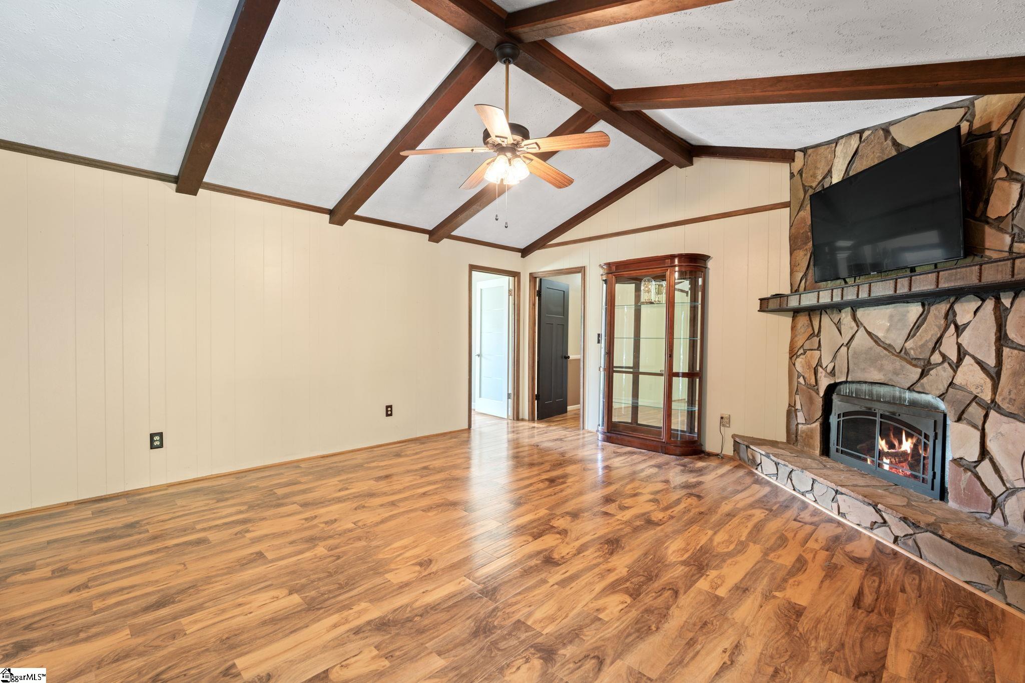 200 Echo Circle Easley, SC 29642