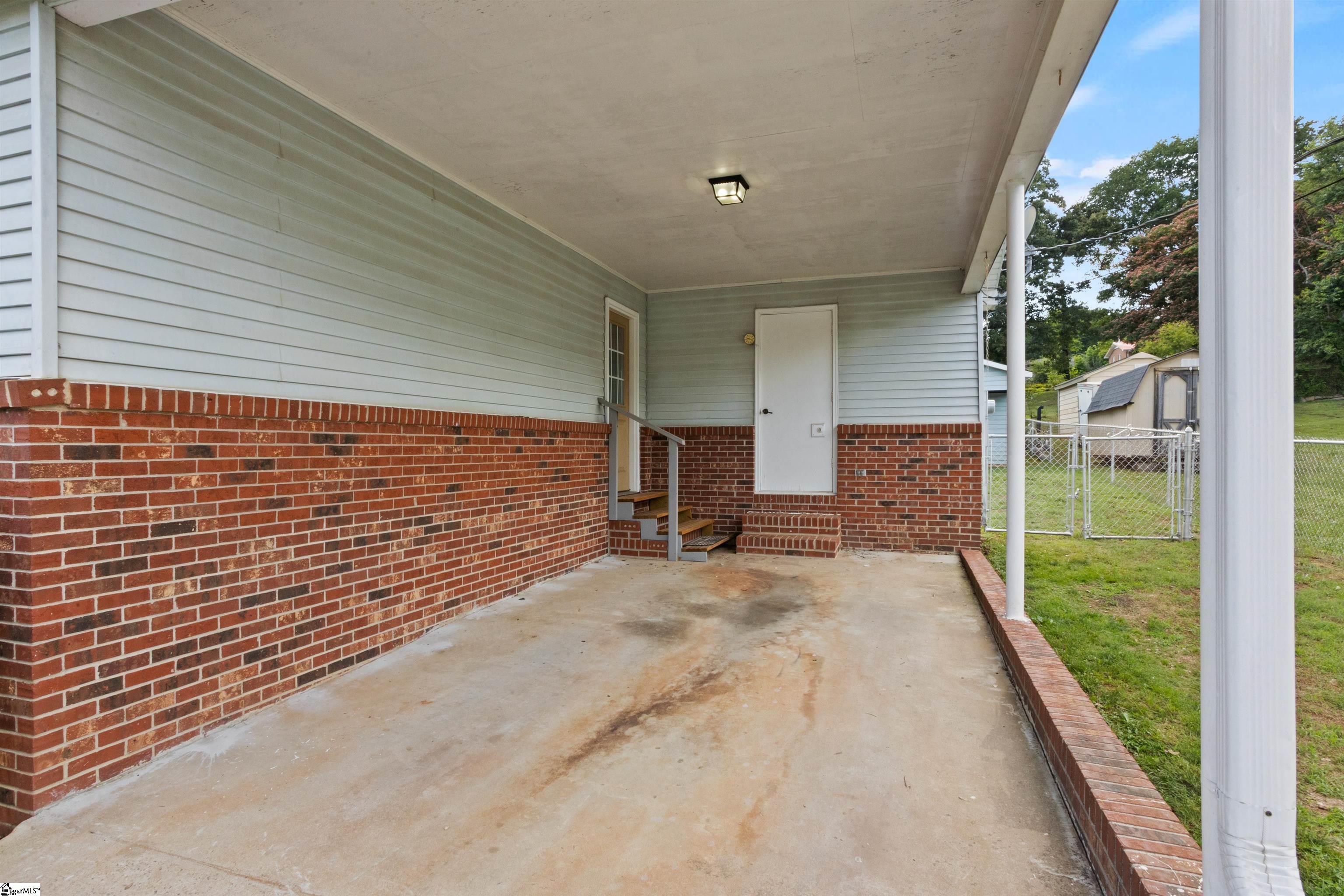 706 Harvey Road Greer, SC 29651