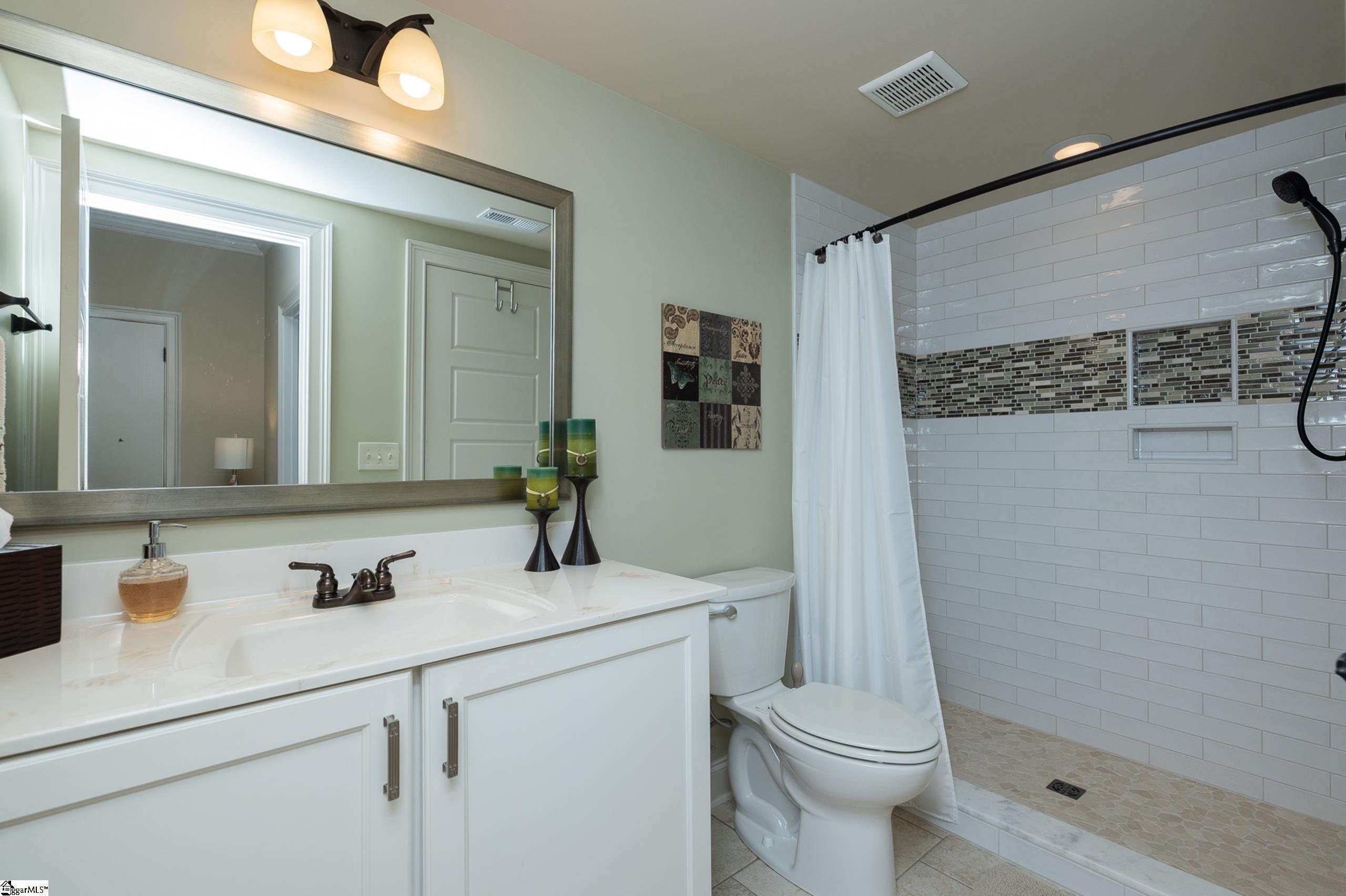 2 Laurel Grove Drive Simpsonville, SC 29681