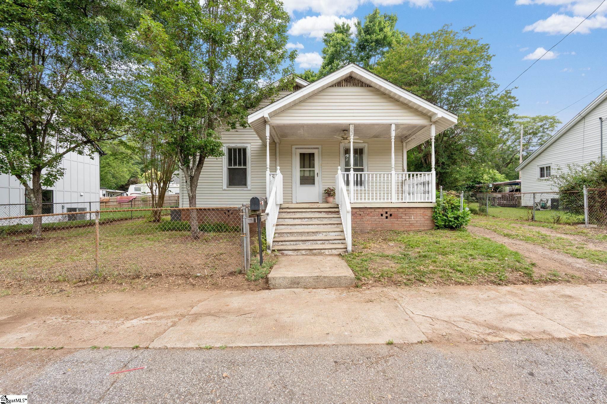303 Front Street Easley, SC 29640