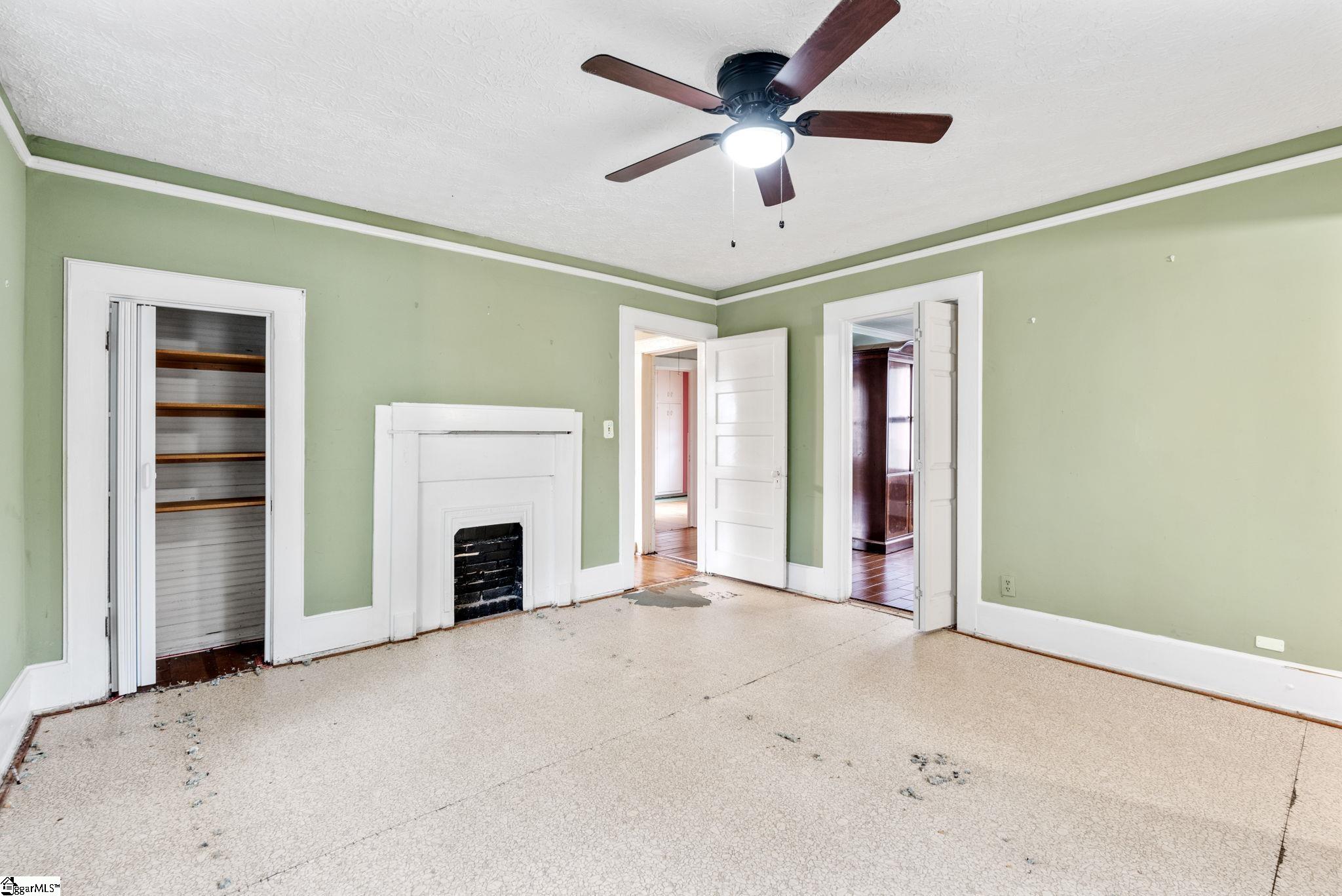 303 Front Street Easley, SC 29640