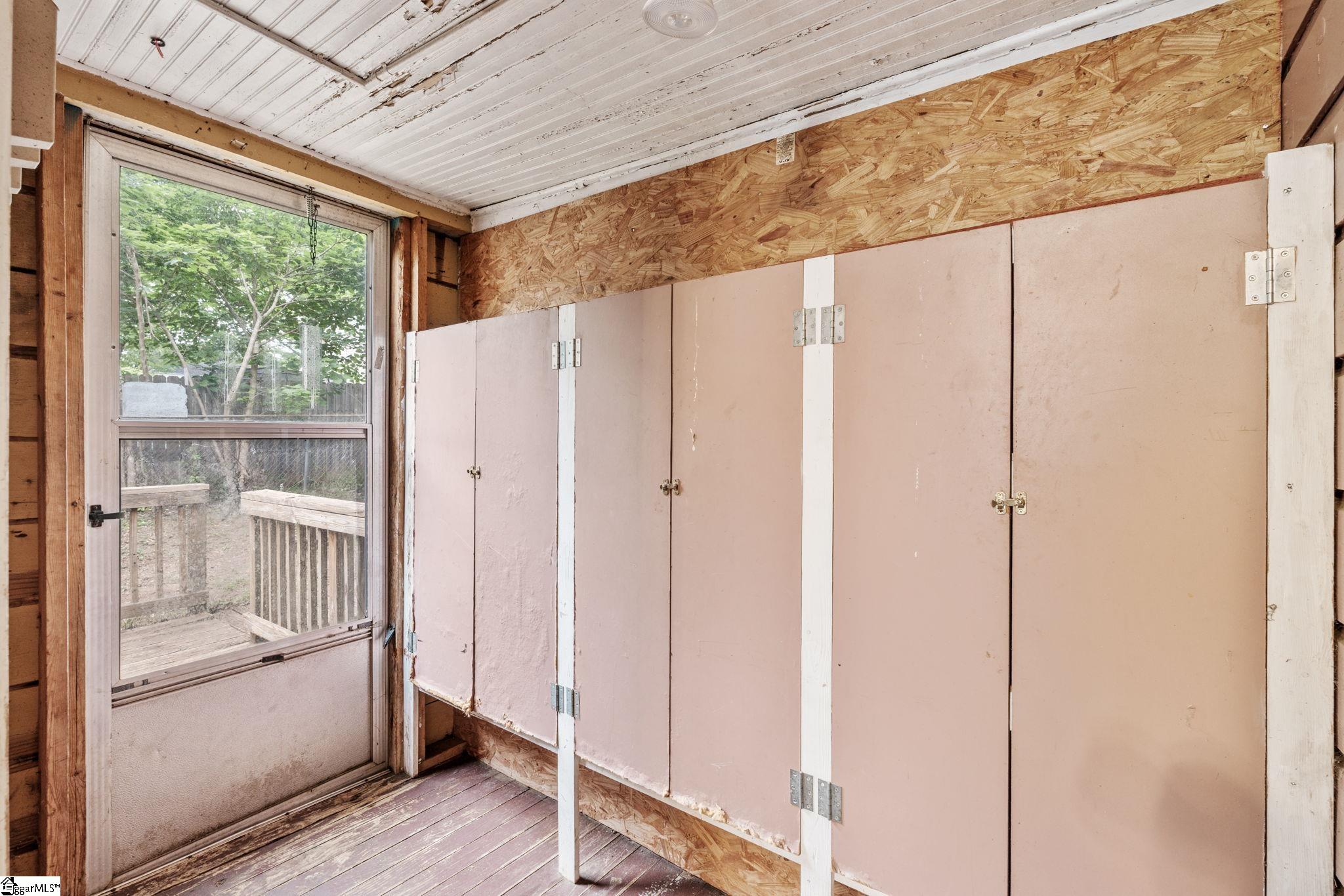 303 Front Street Easley, SC 29640