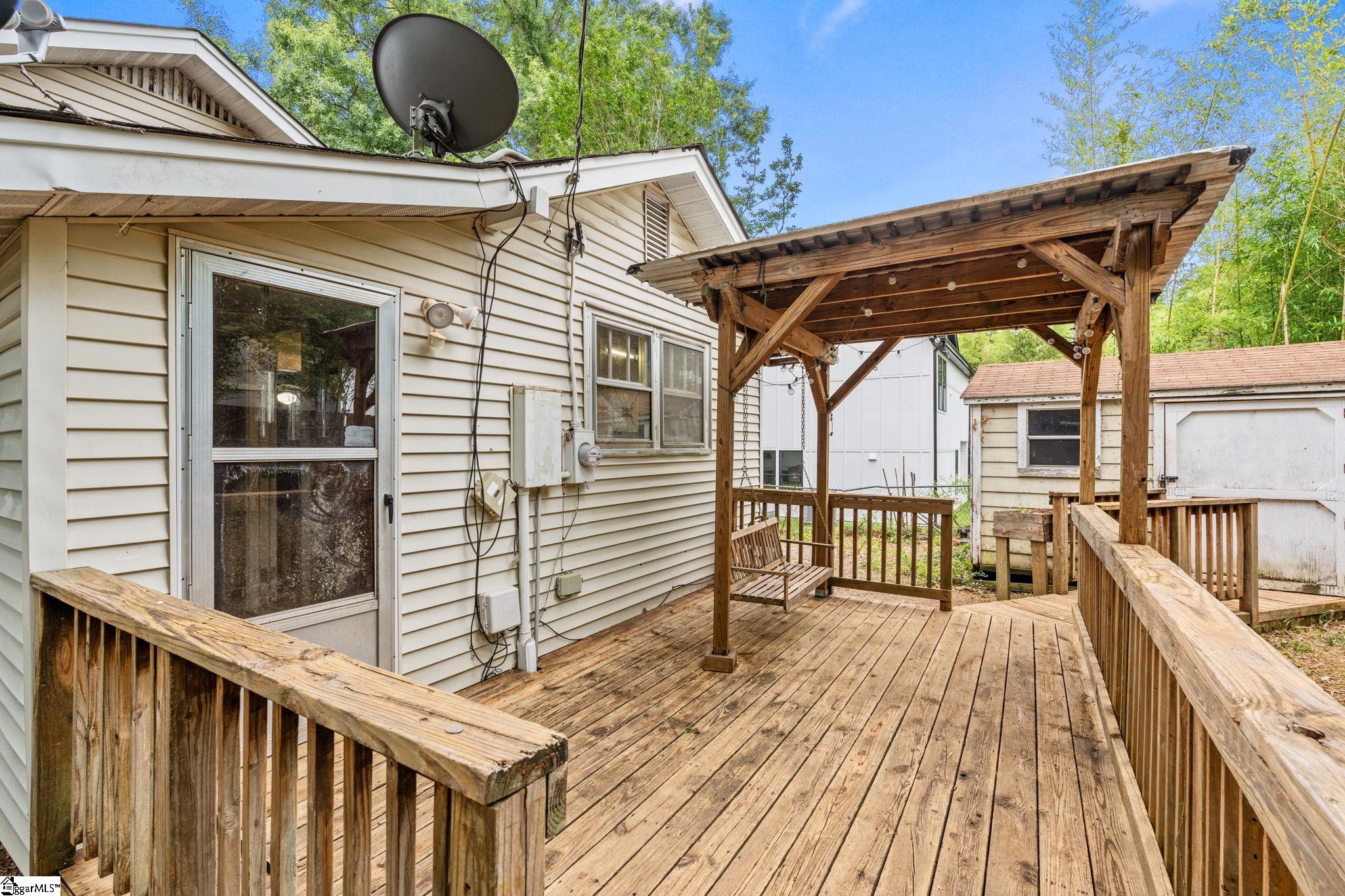 303 Front Street Easley, SC 29640