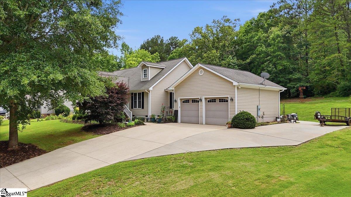 123 Richland Creek Drive Westminster, SC 29693