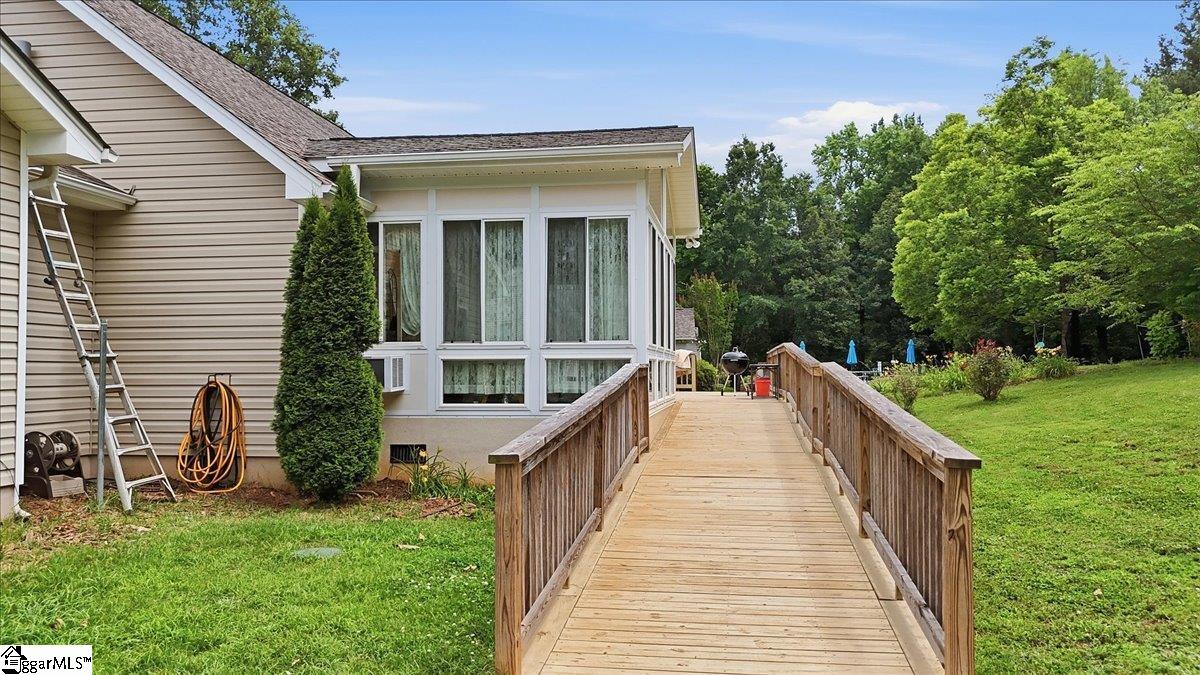 123 Richland Creek Drive Westminster, SC 29693