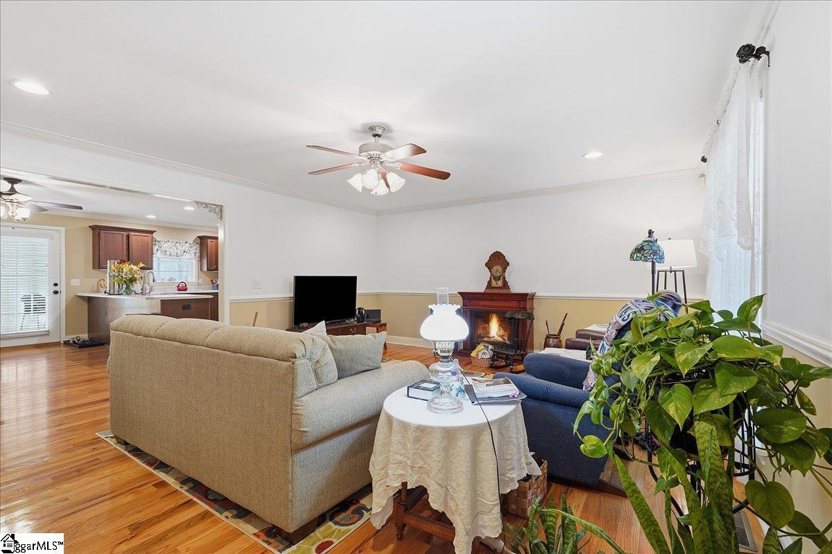 123 Richland Creek Drive Westminster, SC 29693