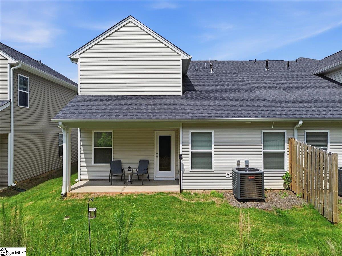 536 Winding Meadow Lane Greenville, SC 29607
