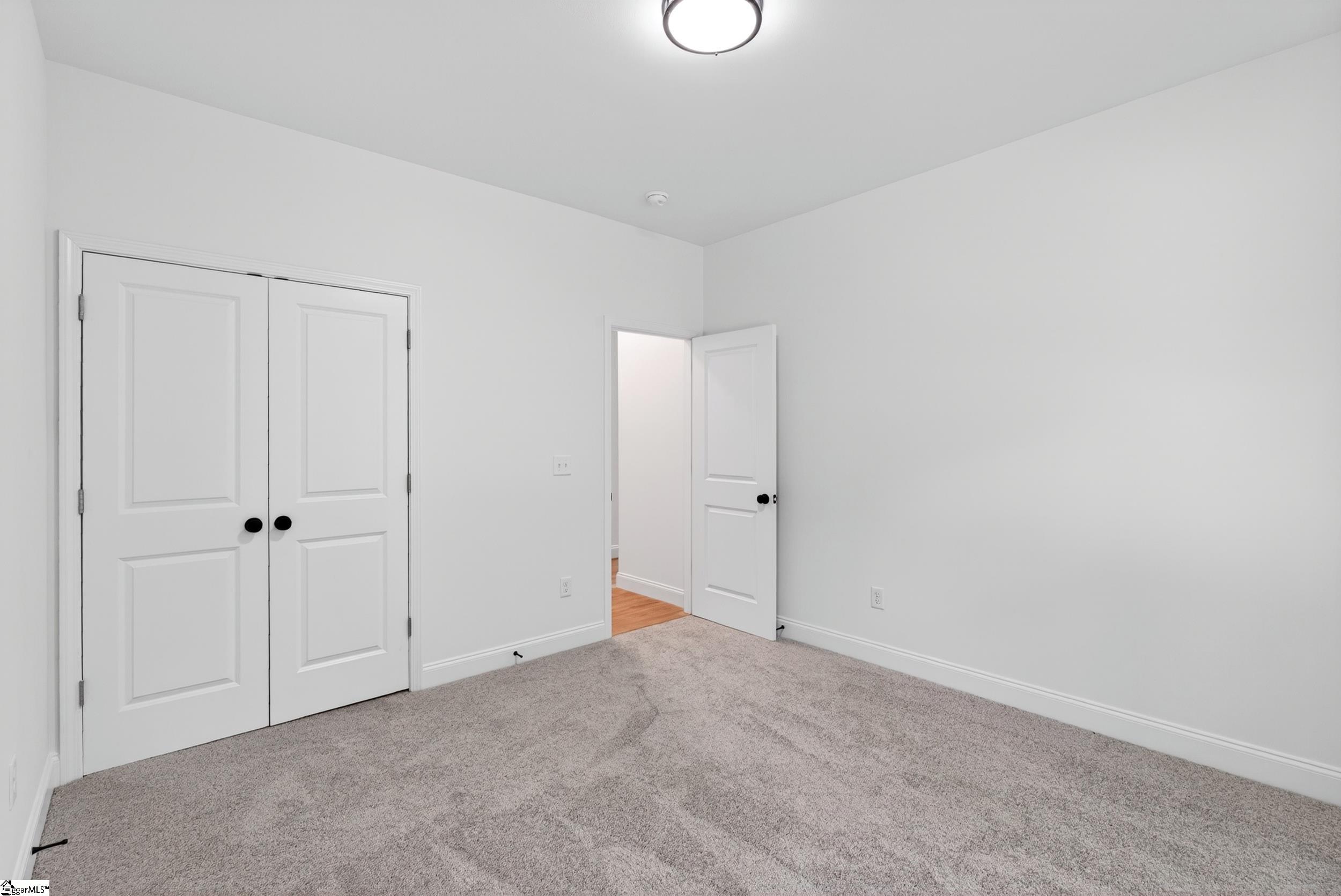 180 Anita Drive Spartanburg, SC 29302