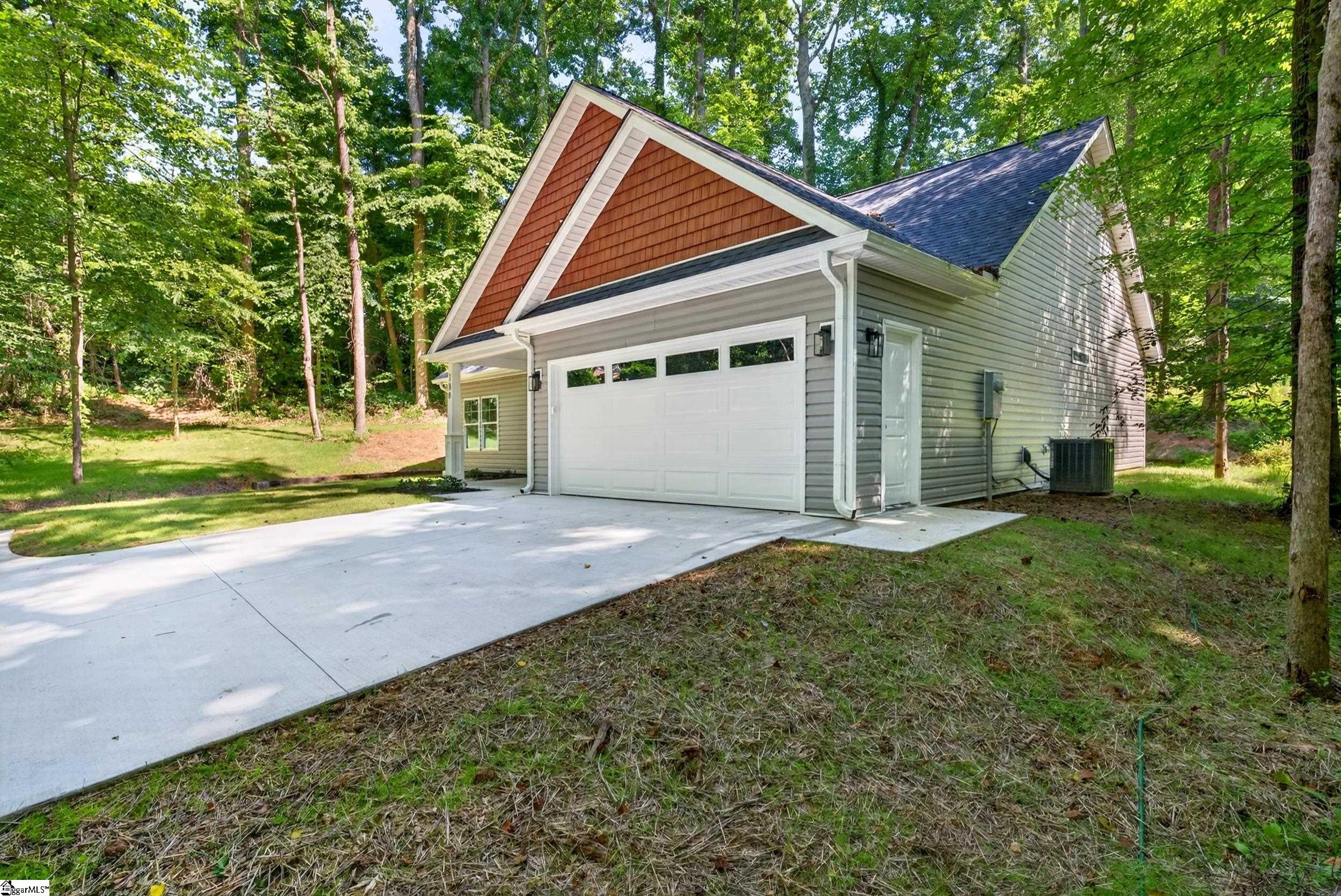 180 Anita Drive Spartanburg, SC 29302