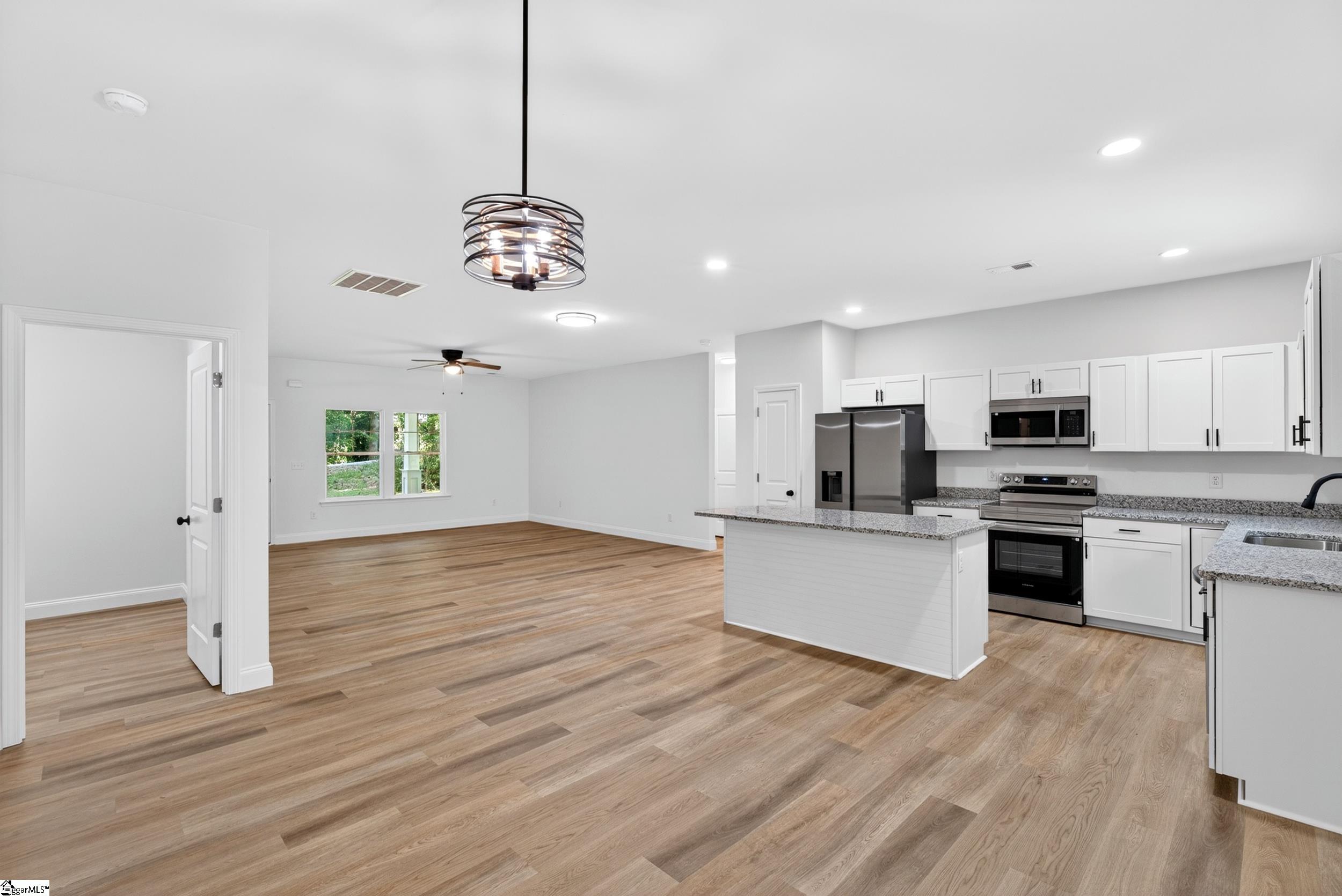 180 Anita Drive Spartanburg, SC 29302