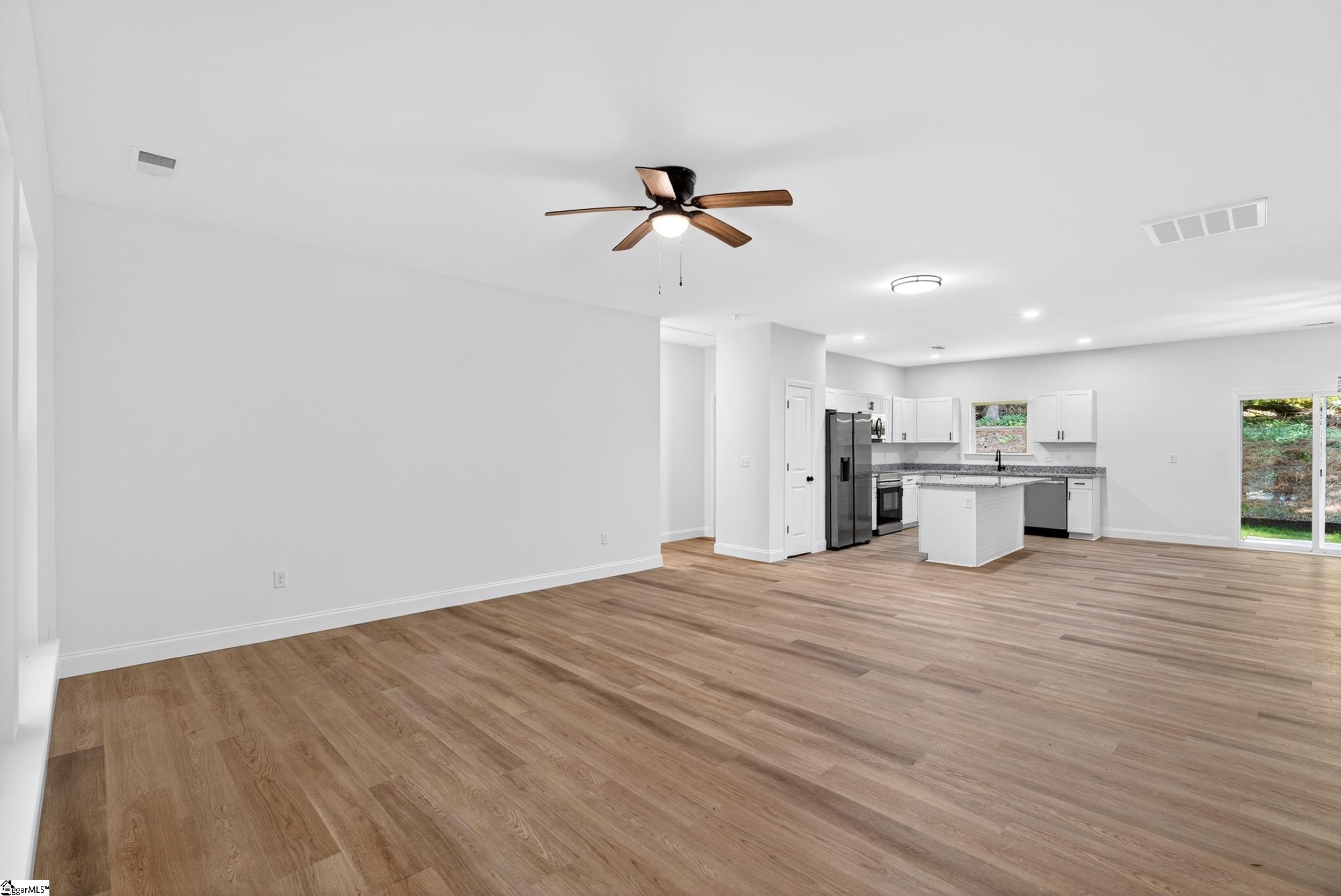 180 Anita Drive Spartanburg, SC 29302
