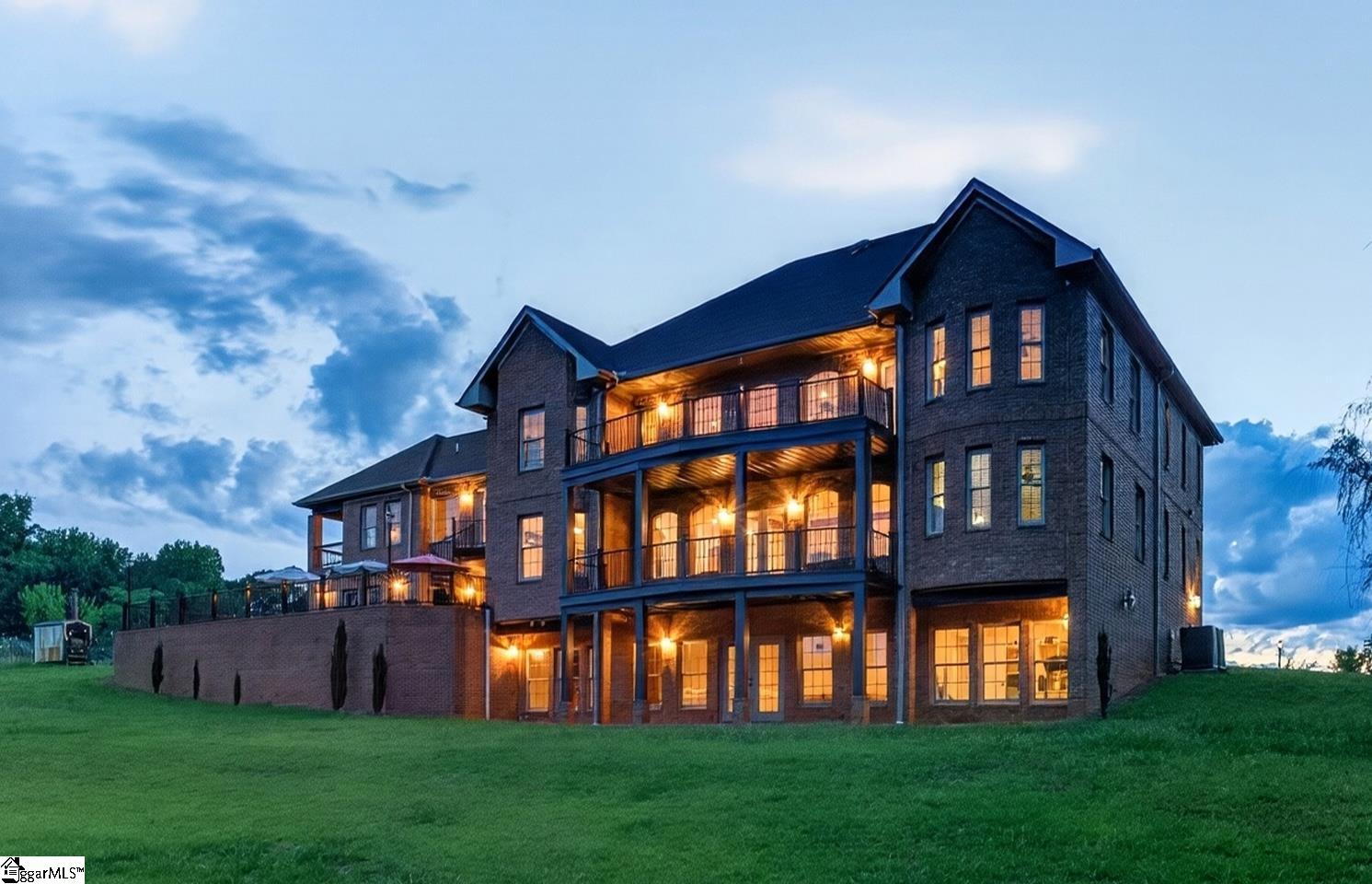 502 Hickory Hollow Road Inman, SC 29349