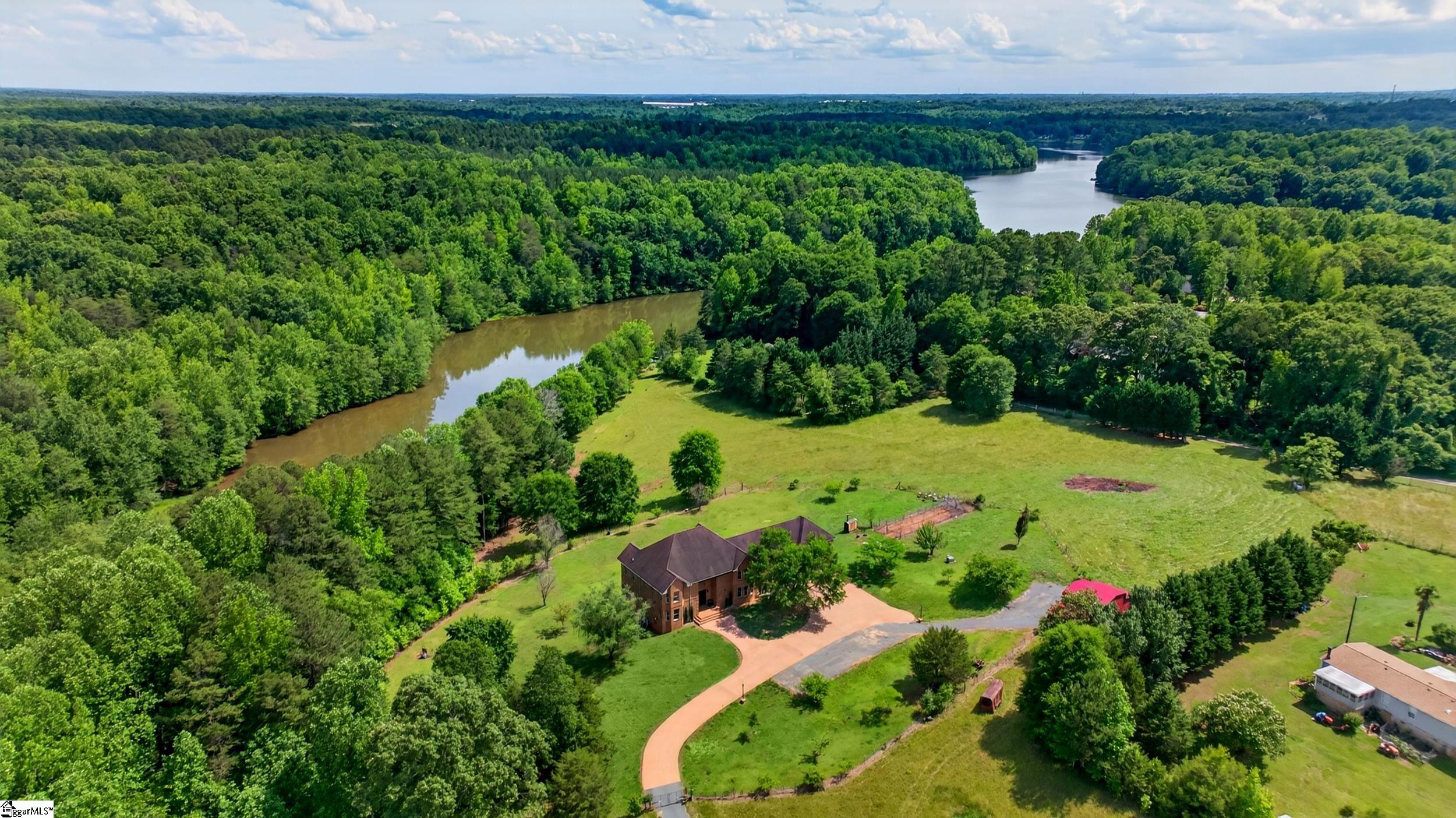 502 Hickory Hollow Road Inman, SC 29349