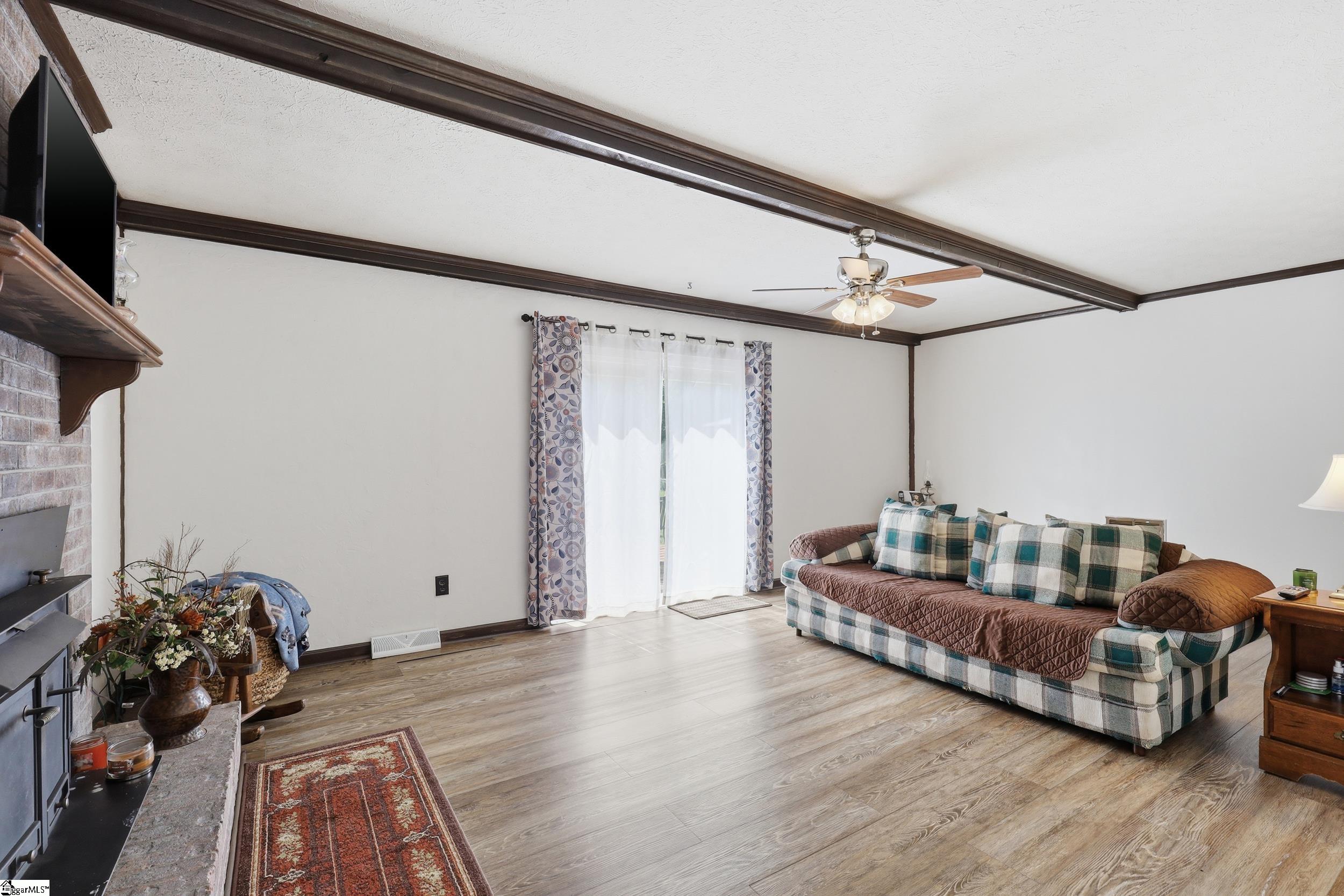 100 Elm Court Easley, SC 29642