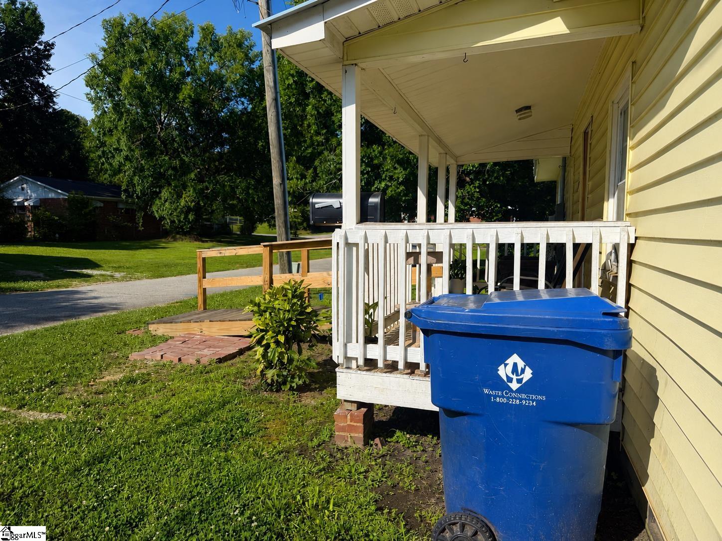117 Williams Street Woodruff, SC 29306