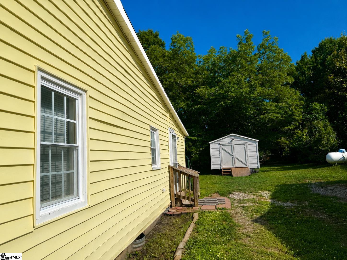 117 Williams Street Woodruff, SC 29306