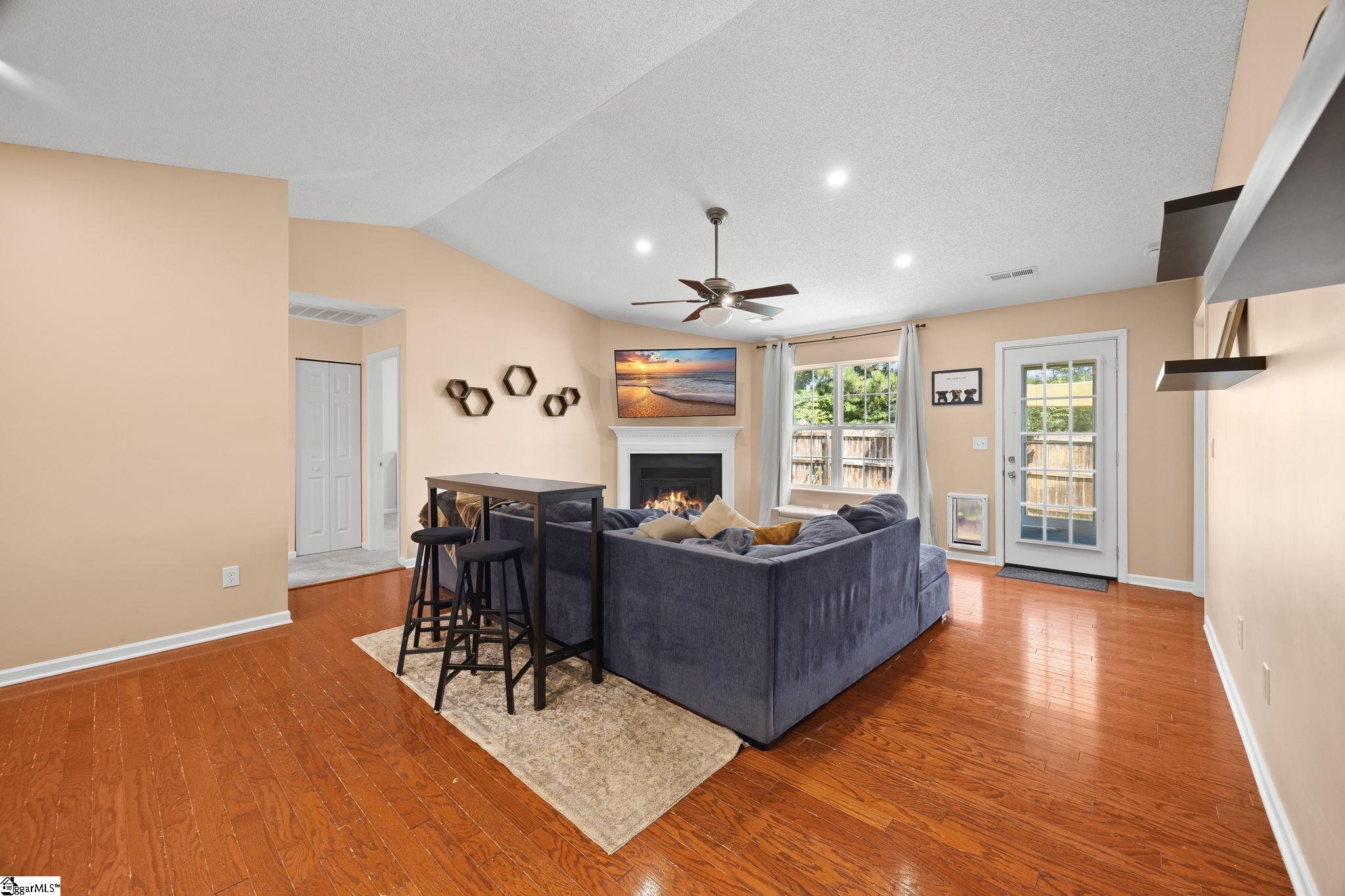 120 Crescent Creek Court Greenville, SC 29605