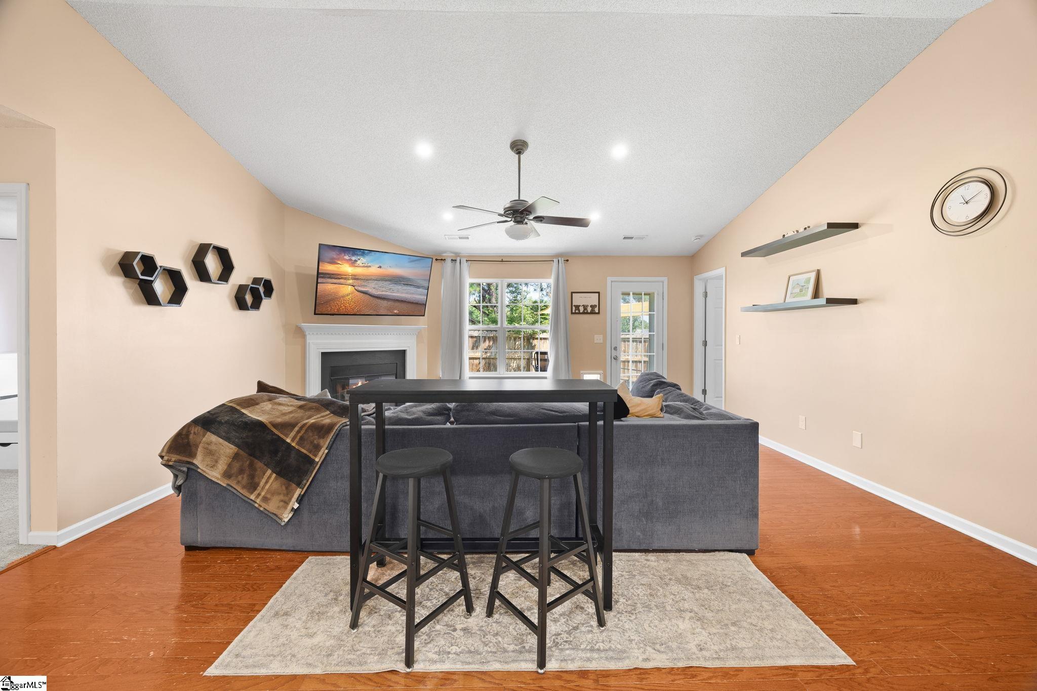 120 Crescent Creek Court Greenville, SC 29605