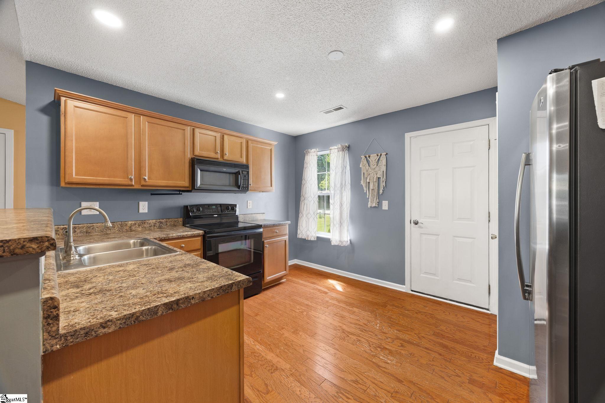 120 Crescent Creek Court Greenville, SC 29605