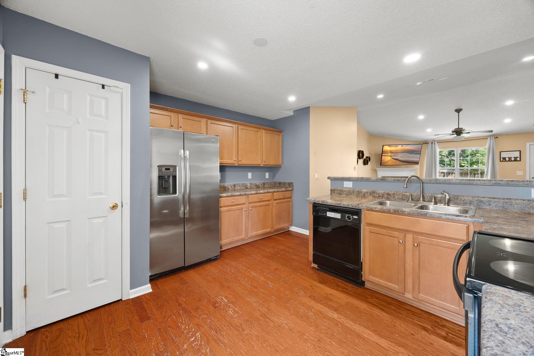 120 Crescent Creek Court Greenville, SC 29605