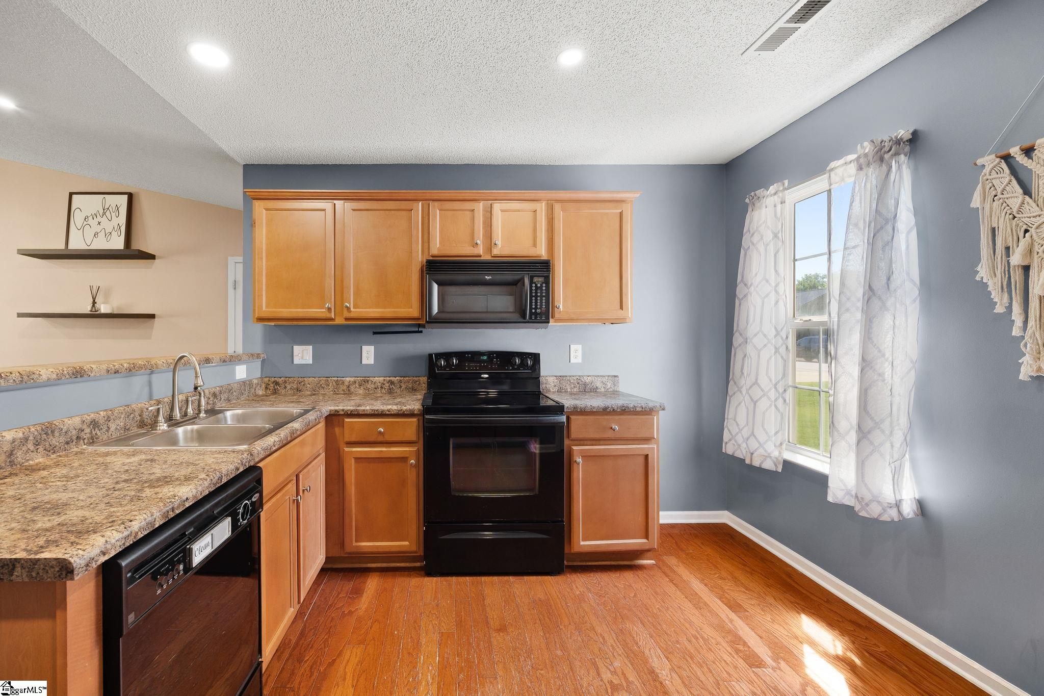 120 Crescent Creek Court Greenville, SC 29605
