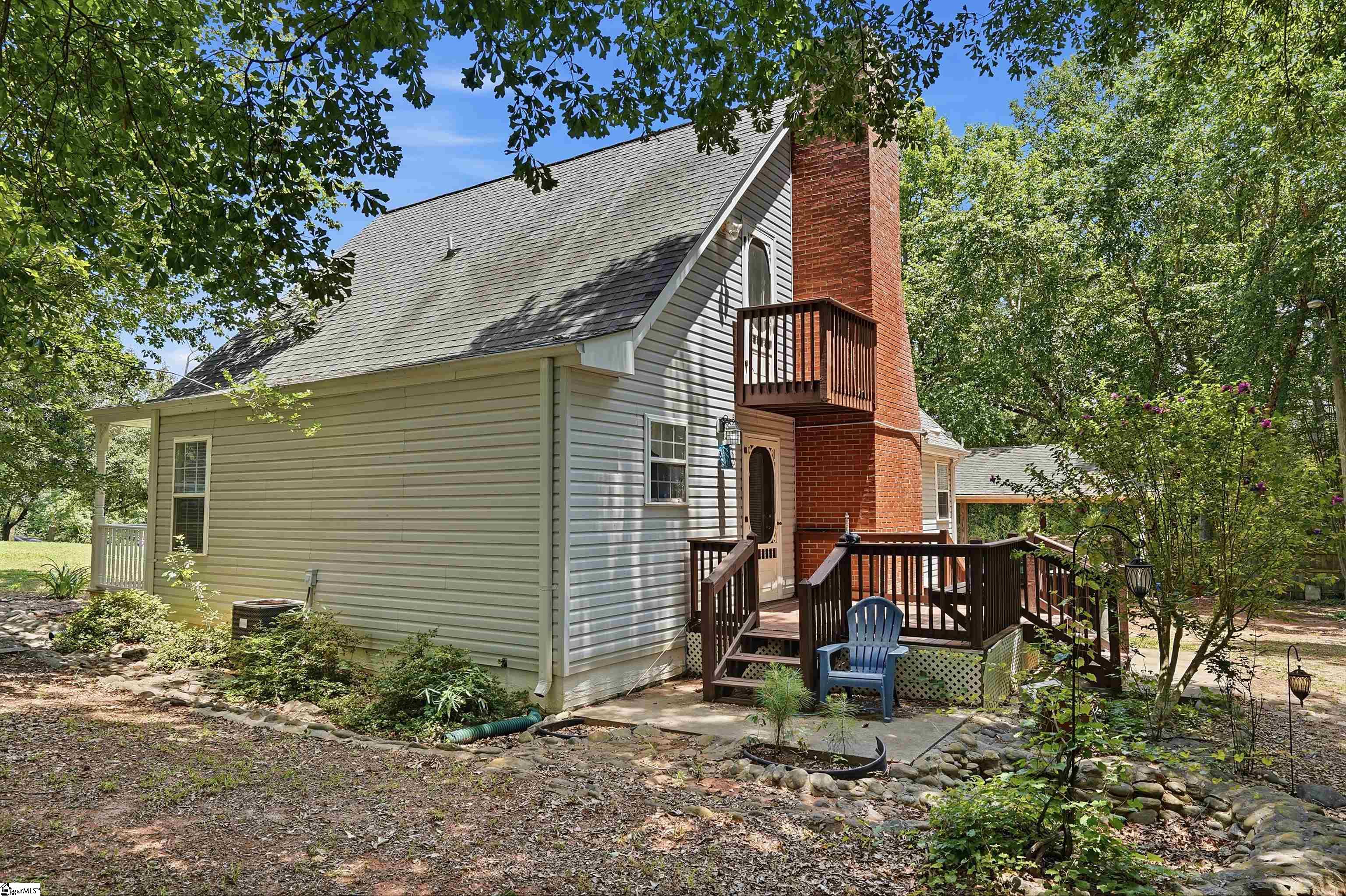 Photo 3 of Single family home for sale at 117 Shaffner Dr, Easley, SC 29640 | MLS# 1594806 | Listing updated on 2026-09-18