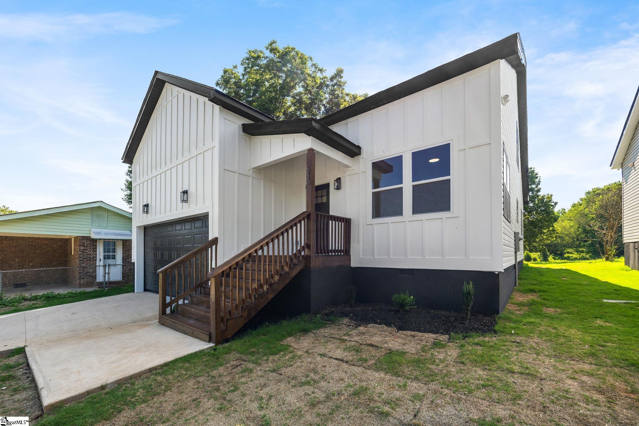 515B Goldsmith Road Simpsonville, SC 29681