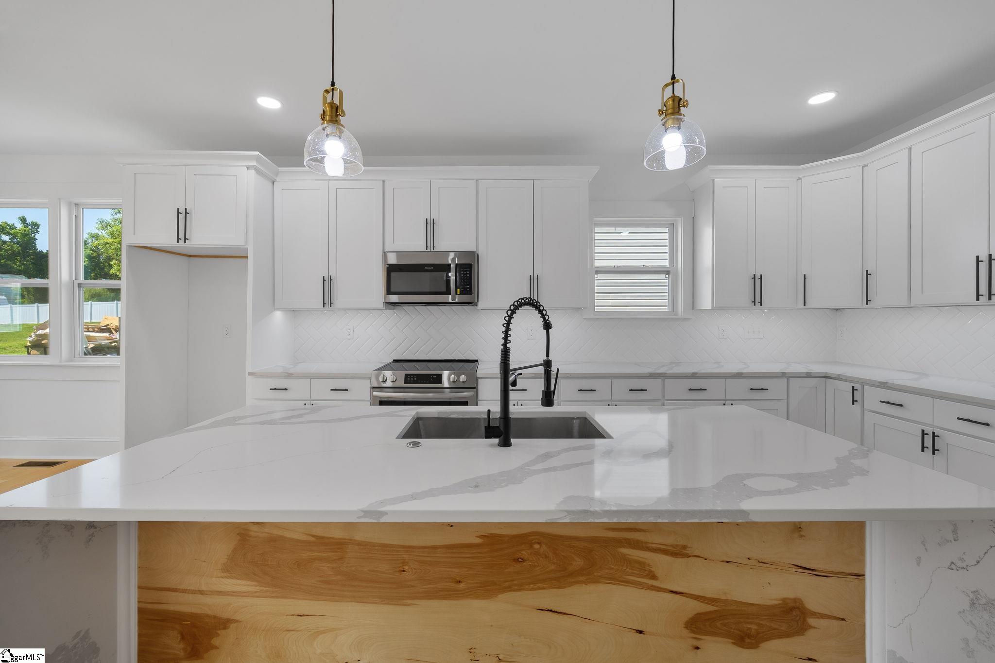 515B Goldsmith Road Simpsonville, SC 29681