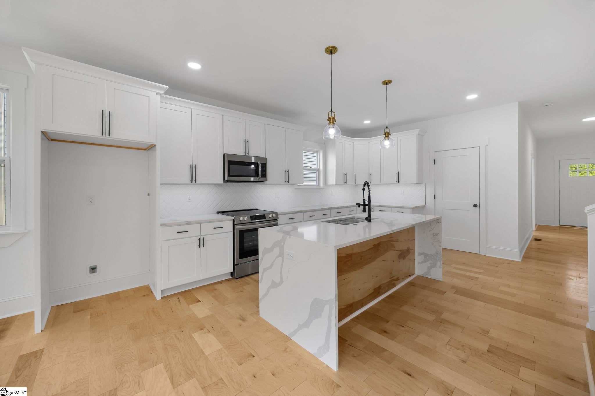 515B Goldsmith Road Simpsonville, SC 29681