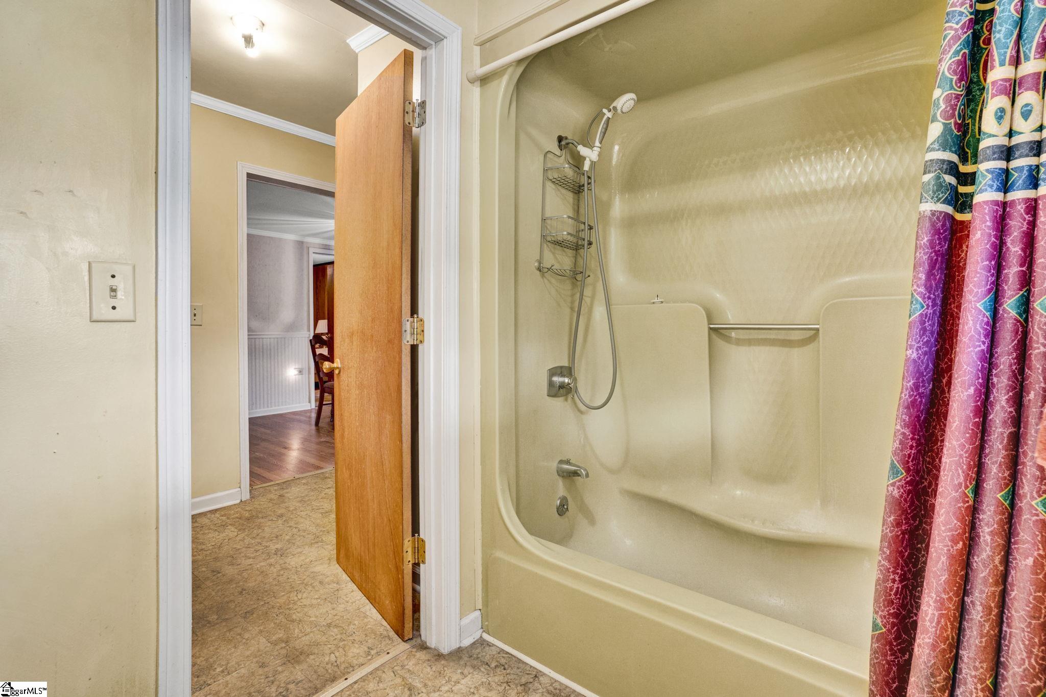 9 Langley Street Pelzer, SC 29669