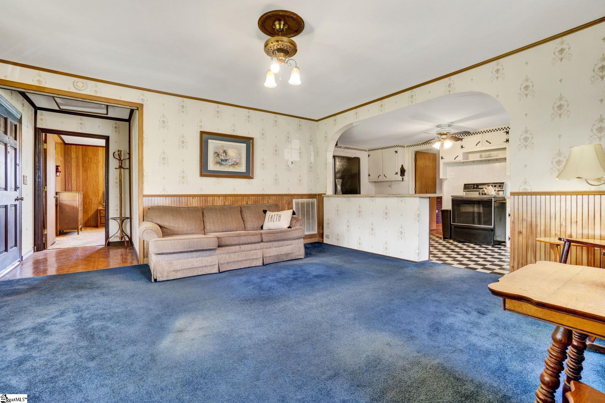 9 Langley Street Pelzer, SC 29669