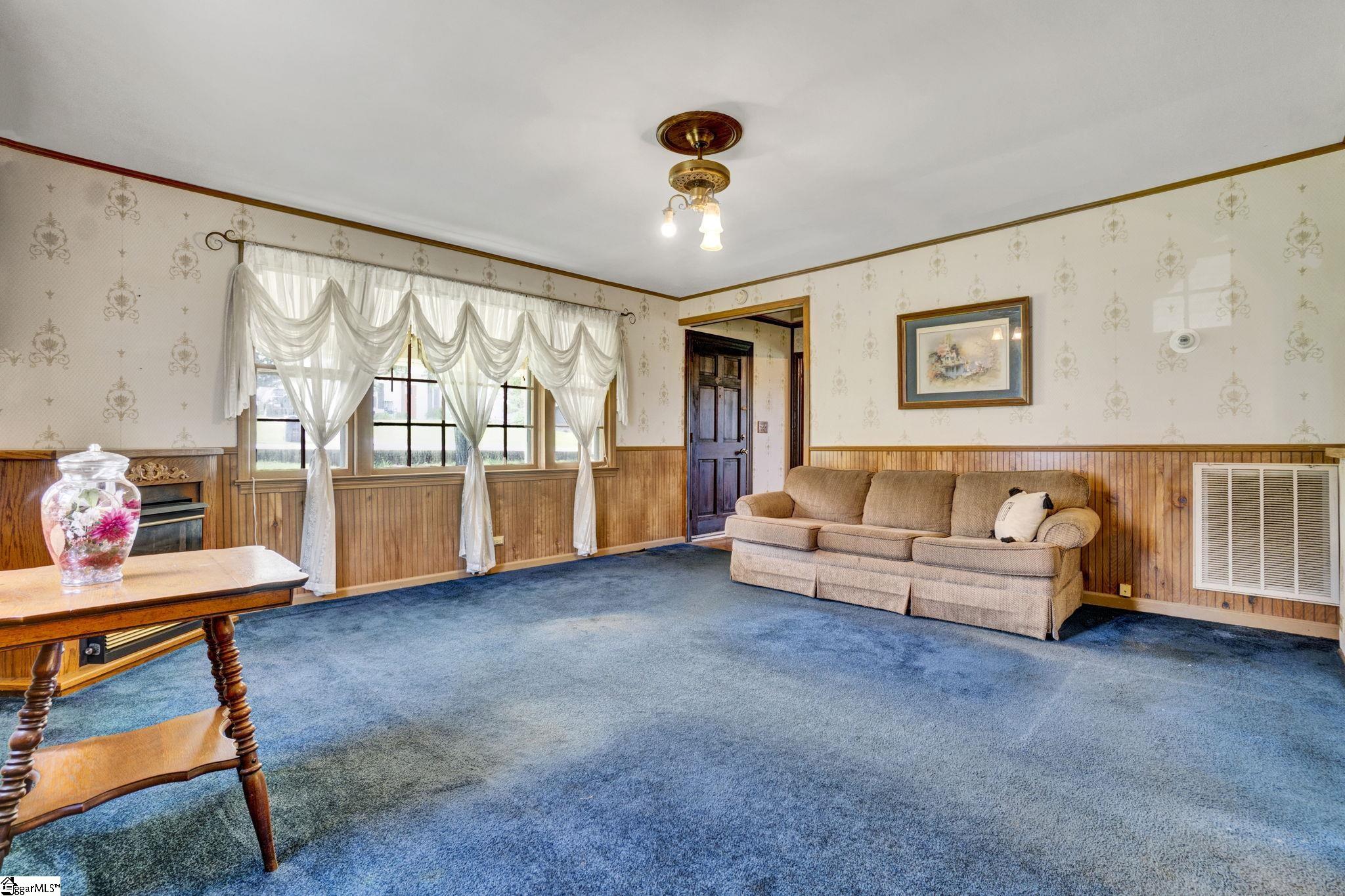 9 Langley Street Pelzer, SC 29669