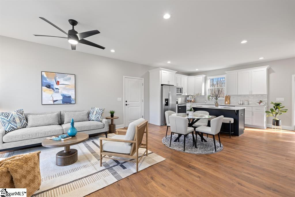 711 Rockcliffe Street Greenville, SC 29617