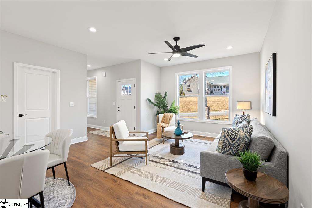 711 Rockcliffe Street Greenville, SC 29617