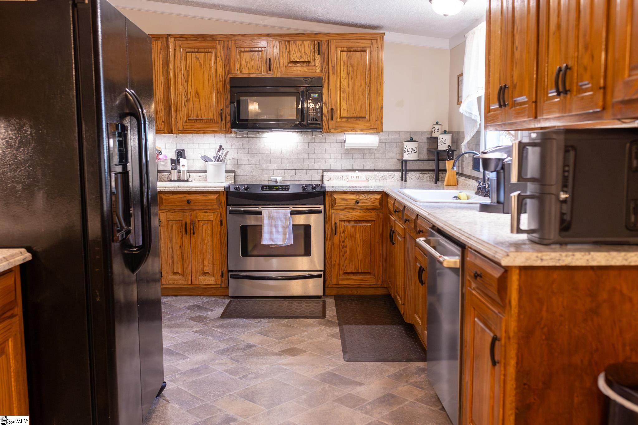 2632 Broadway Lake Anderson, SC 29621