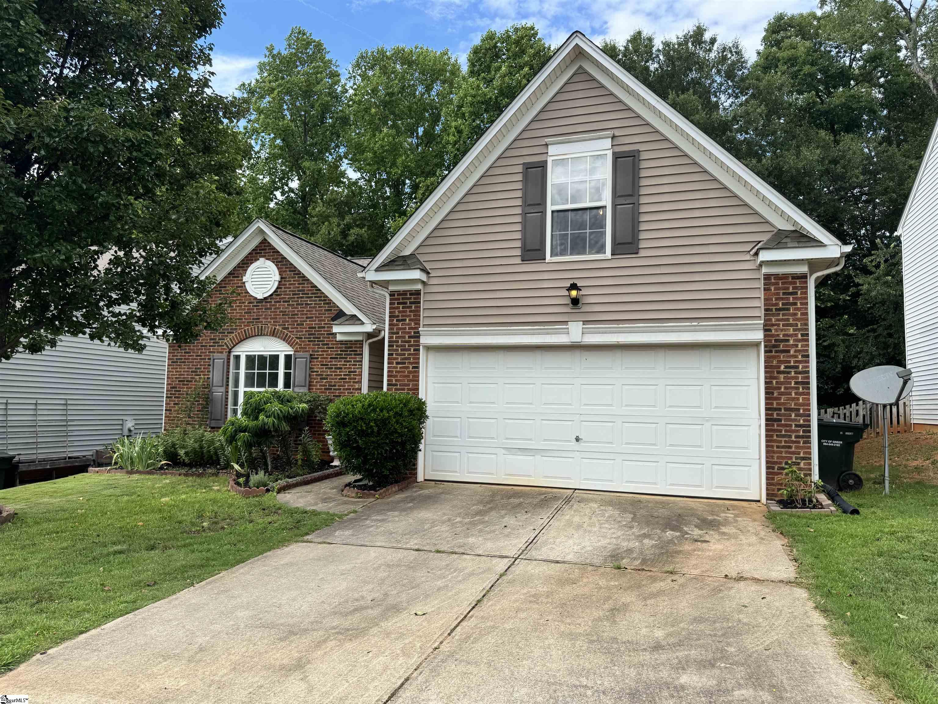 12 Knoll Ridge Drive Greer, SC 29650
