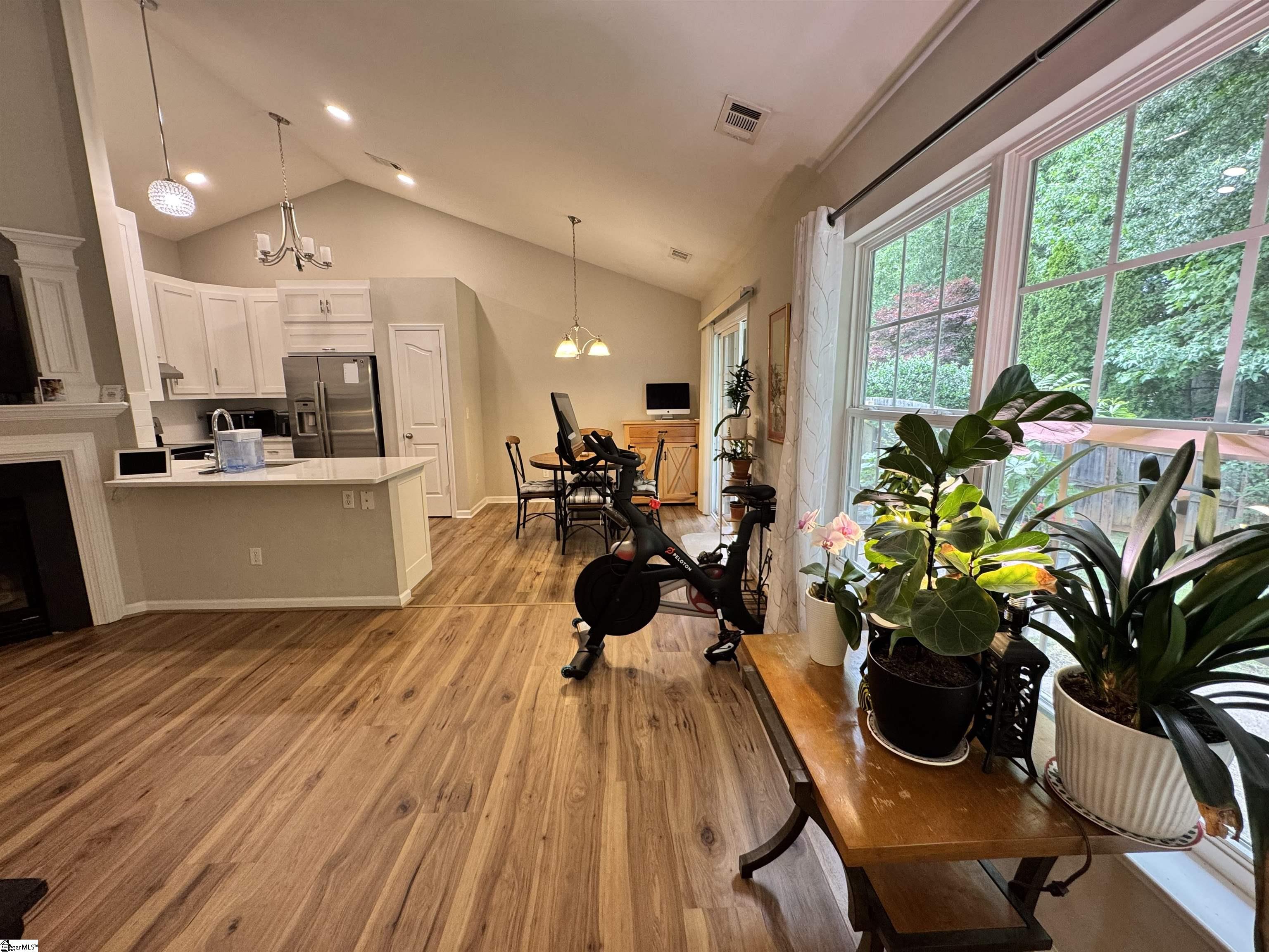 12 Knoll Ridge Drive Greer, SC 29650