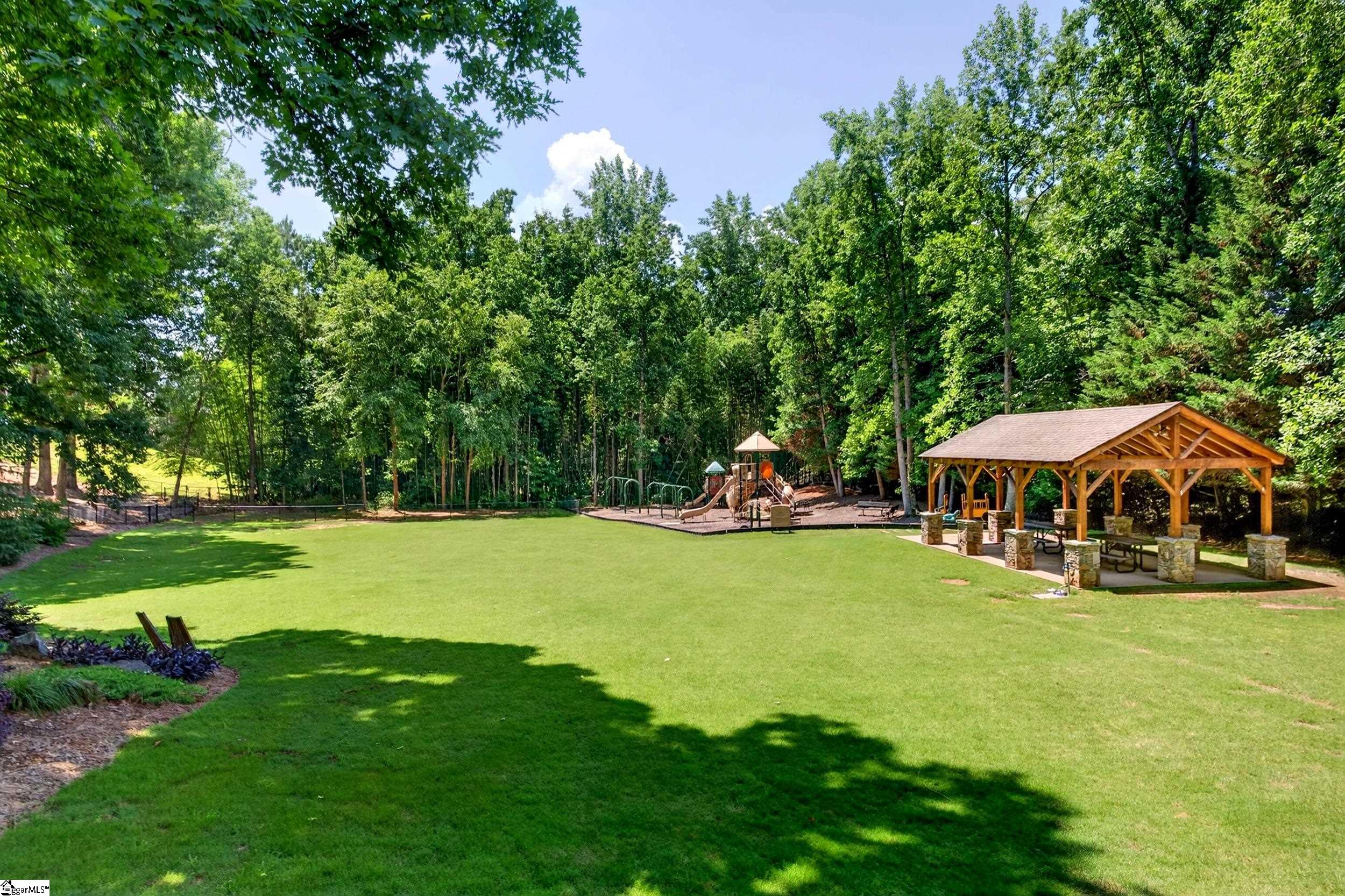 890 Acorn Ridge Place Spartanburg, SC 29301