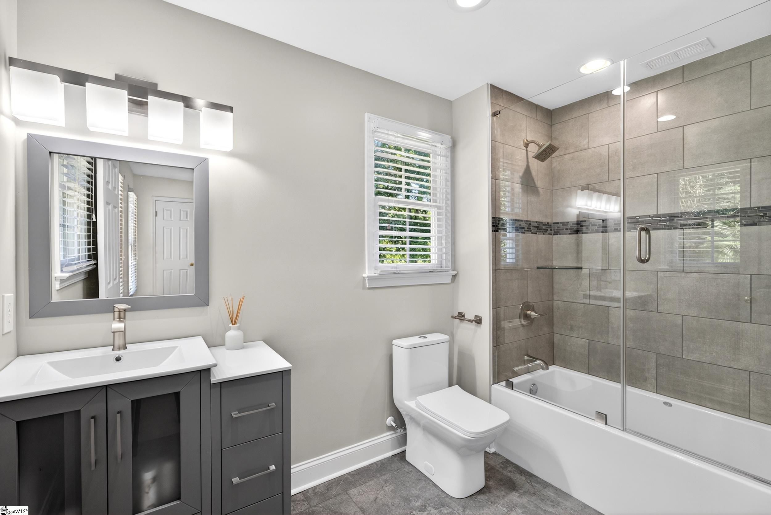 890 Acorn Ridge Place Spartanburg, SC 29301