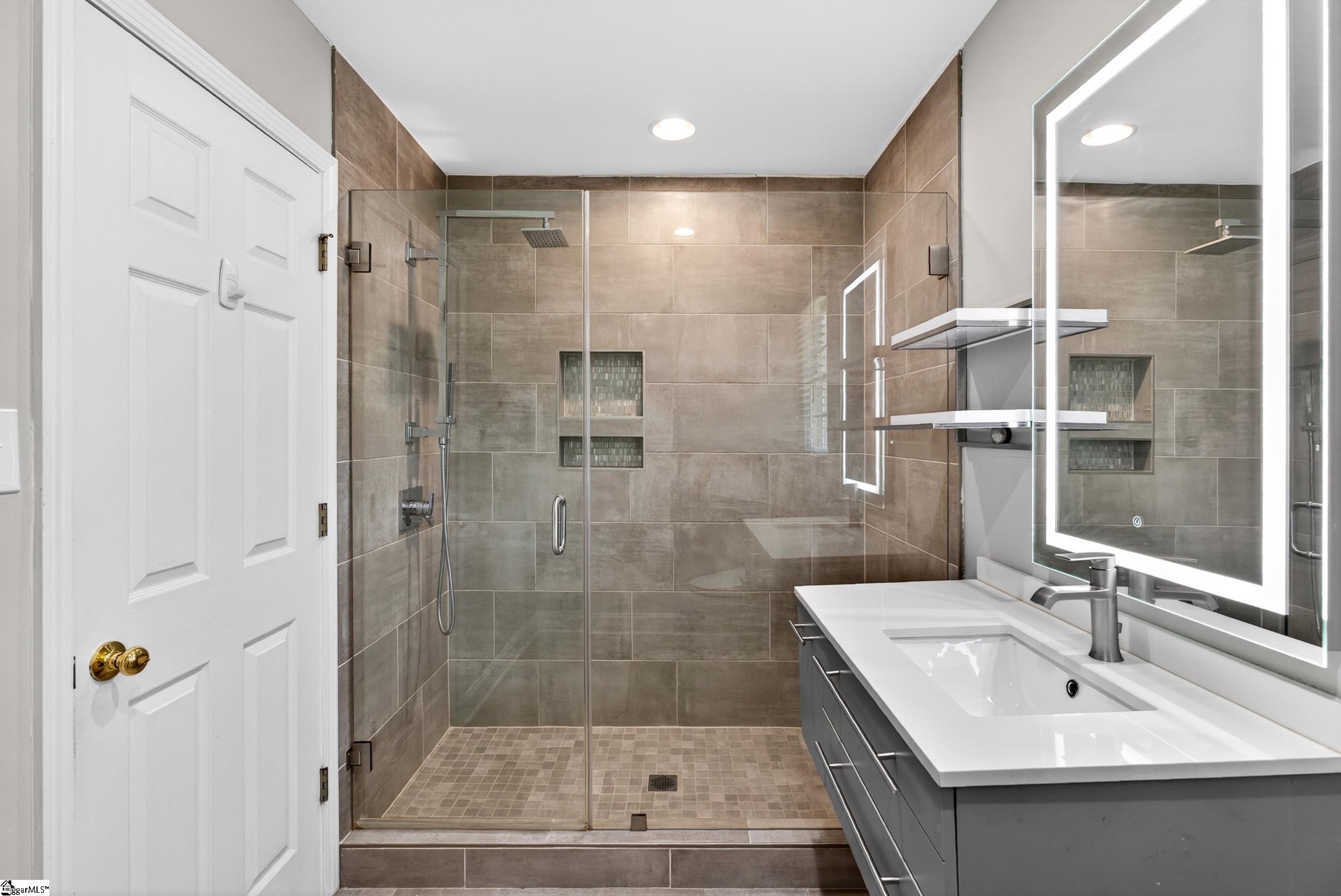 890 Acorn Ridge Place Spartanburg, SC 29301