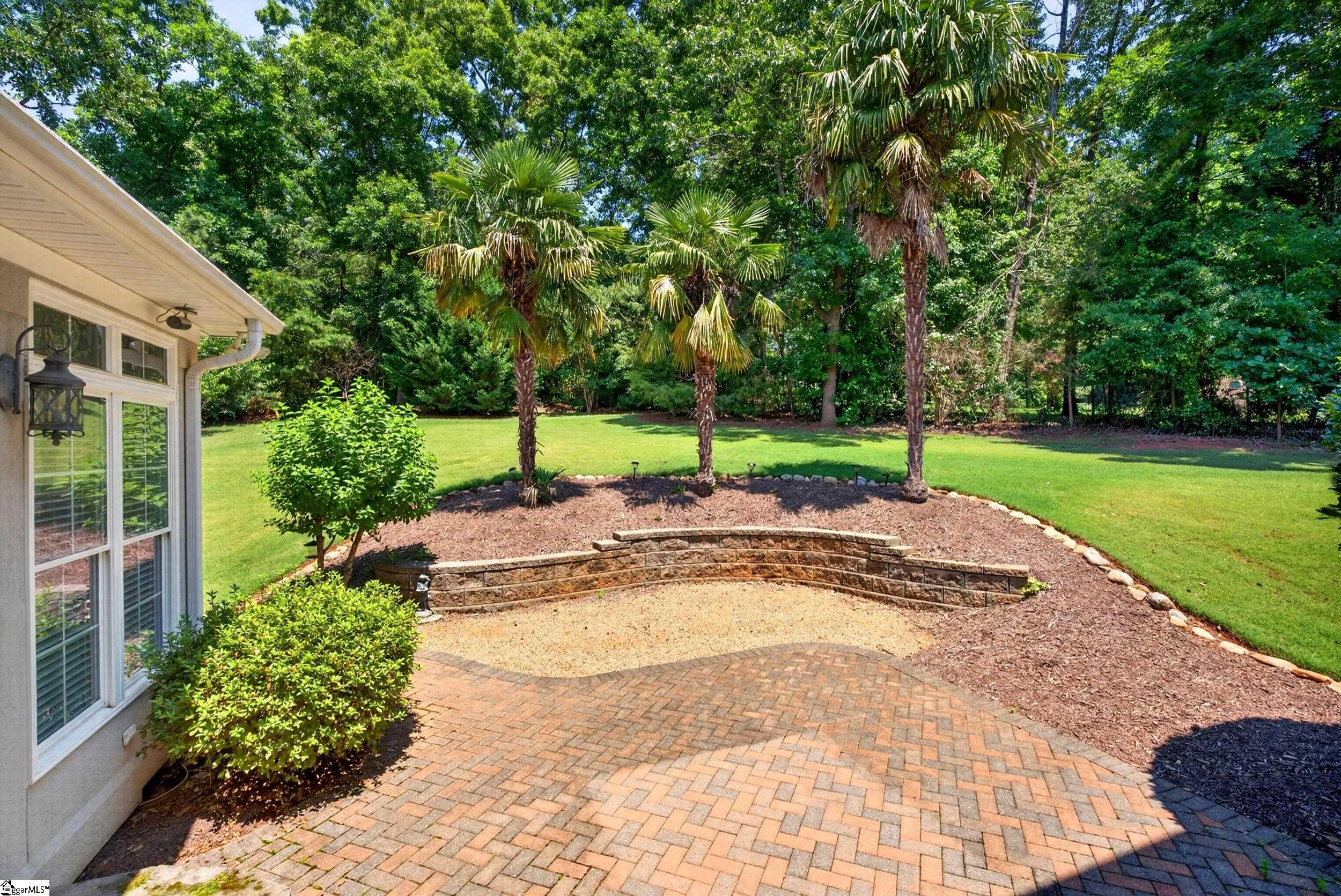 890 Acorn Ridge Place Spartanburg, SC 29301