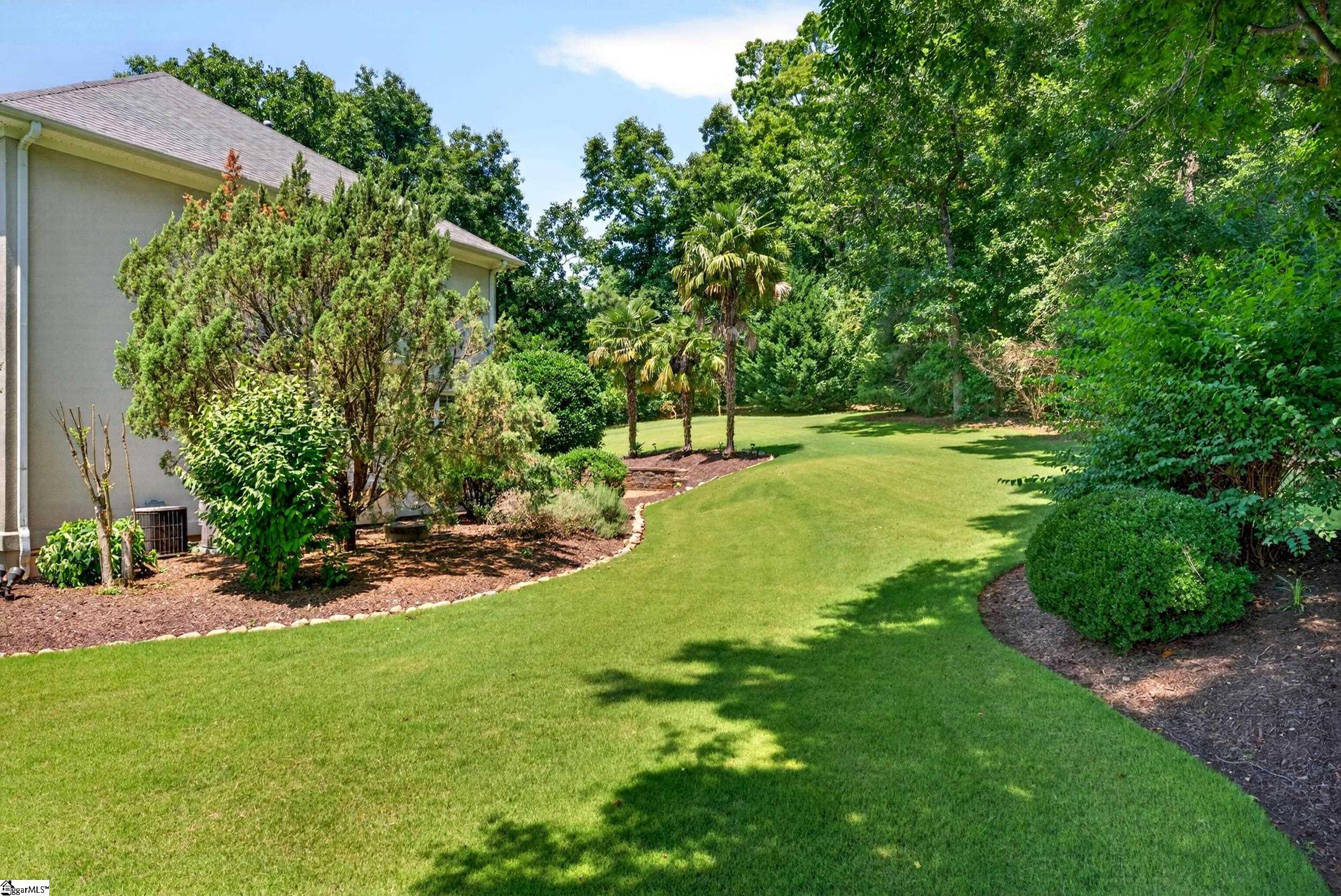 890 Acorn Ridge Place Spartanburg, SC 29301