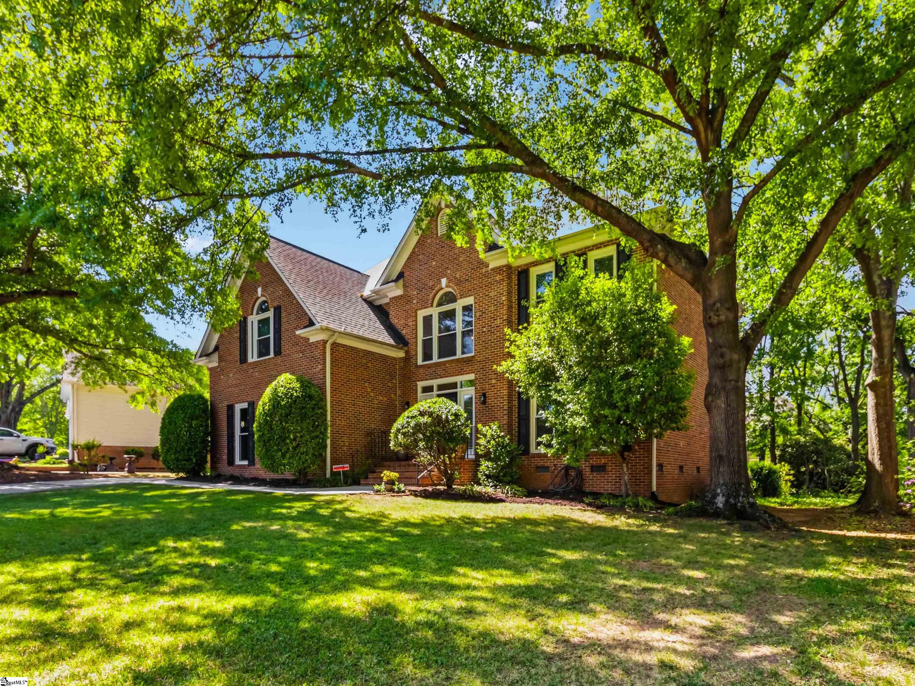 109 E Hypericum Lane Greenville, SC 29615
