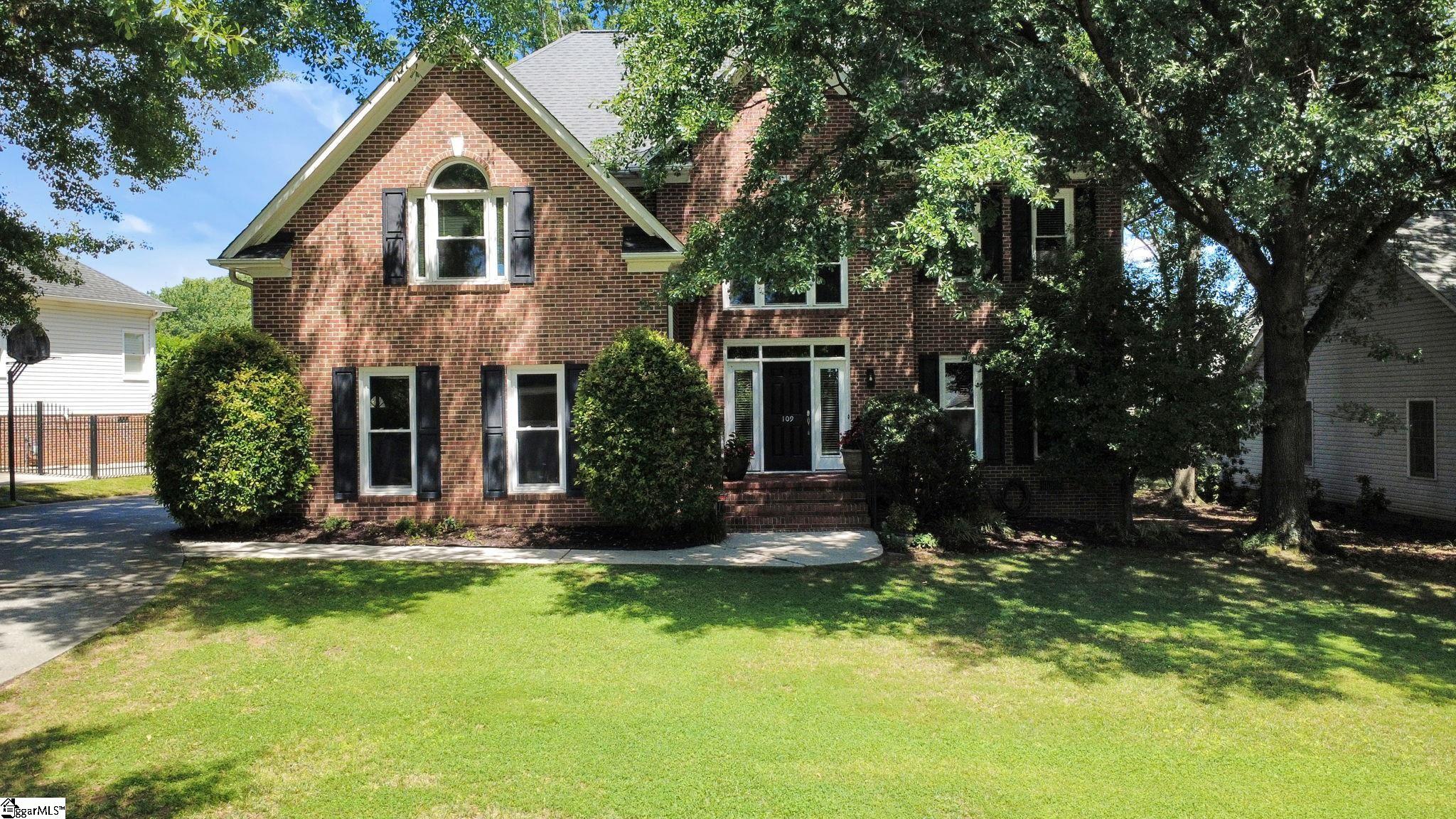 109 E Hypericum Lane Greenville, SC 29615