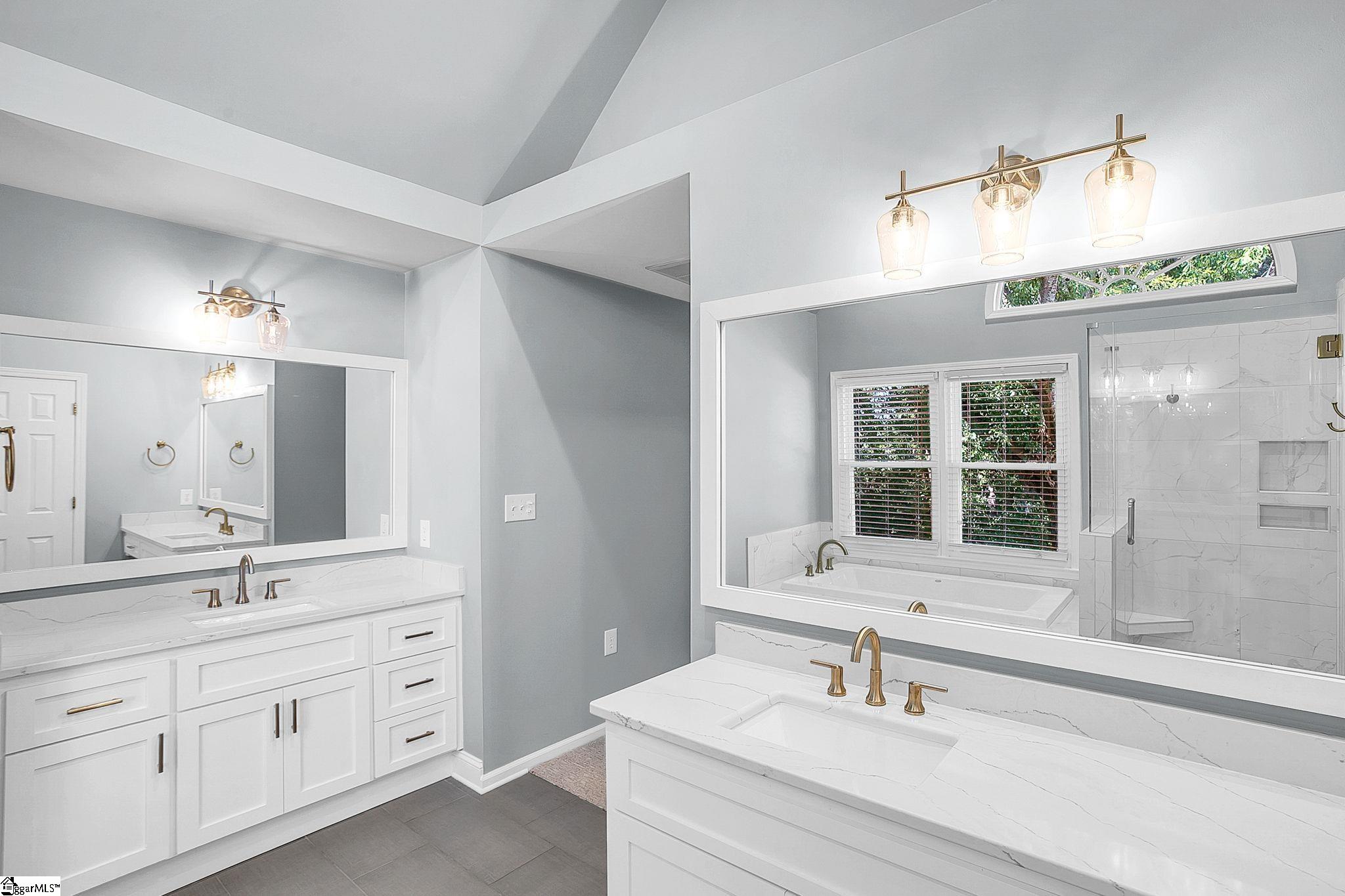 109 E Hypericum Lane Greenville, SC 29615