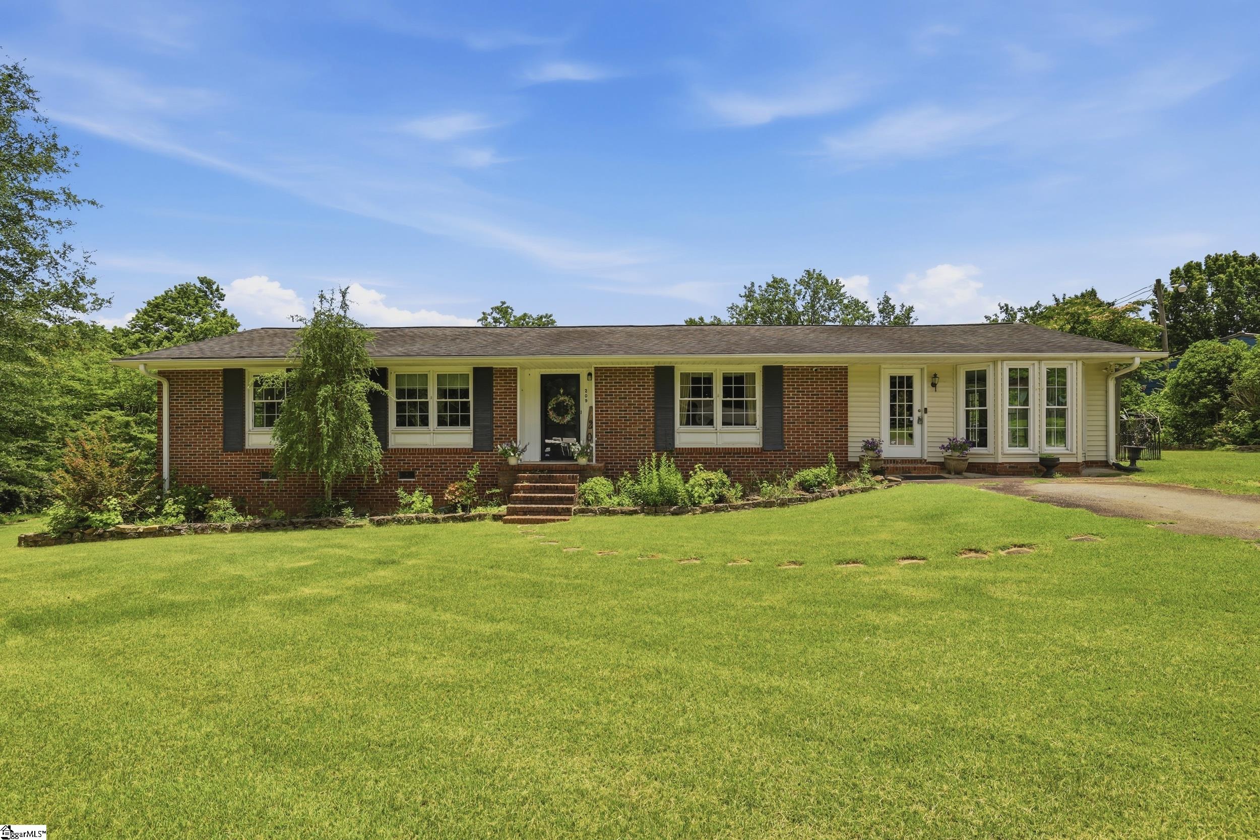 209 Woodberry Circle Easley, SC 29642