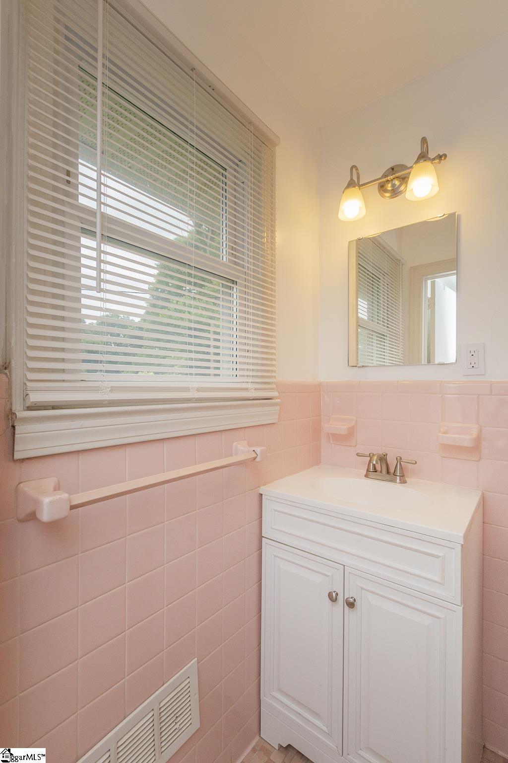 1006 Gordon Street Anderson, SC 29626