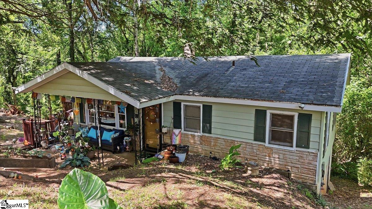 76 Bomar Street Inman, SC 29349