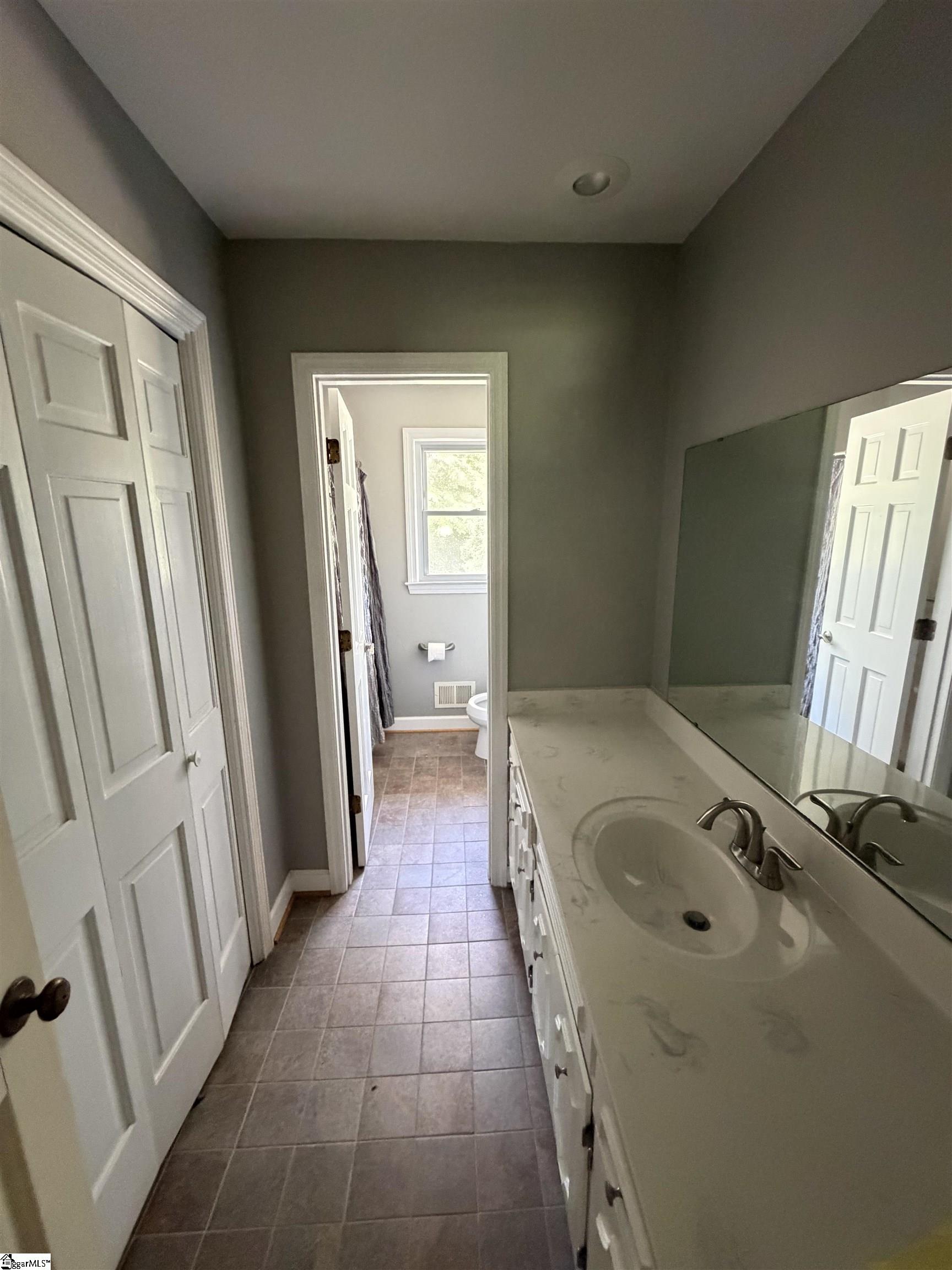140 Loftis Drive Pelzer, SC 29669