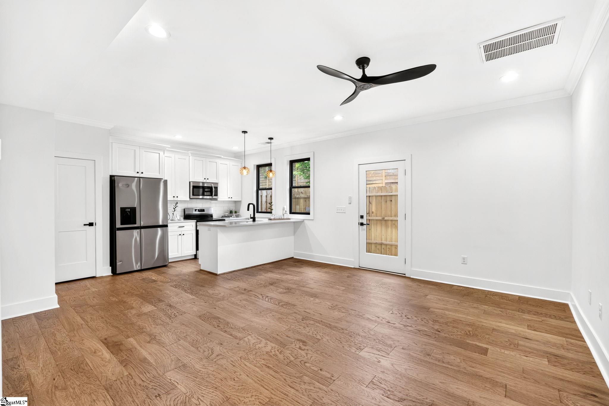 106 Lepak Lane Greenville, SC 29605